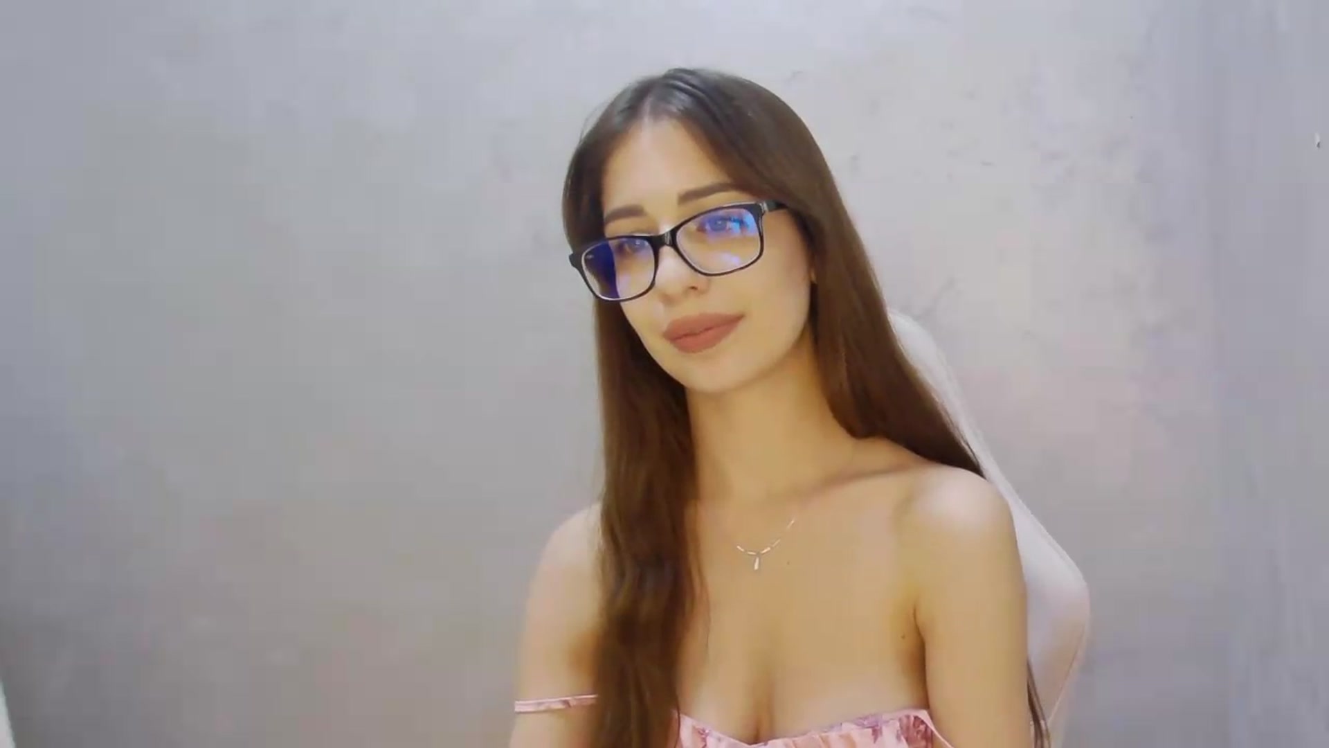 Gallery image thumbnail from AliceBlue's myfreecams stream on, 08/09/2026, 15:43 image 17 of 20