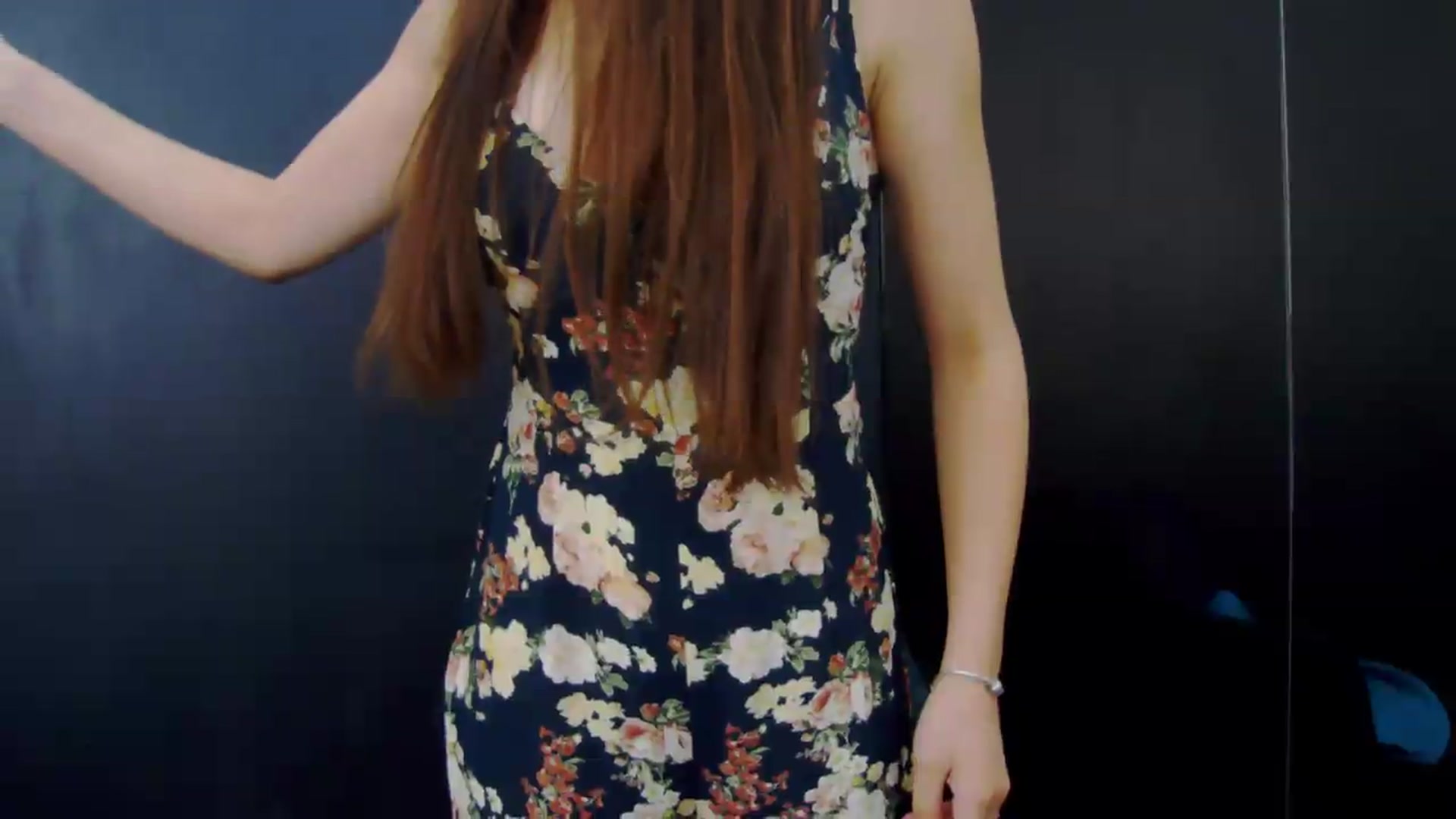 Gallery image thumbnail from AliceBlue's myfreecams stream on, 08/21/2026, 19:31 image 20 of 20