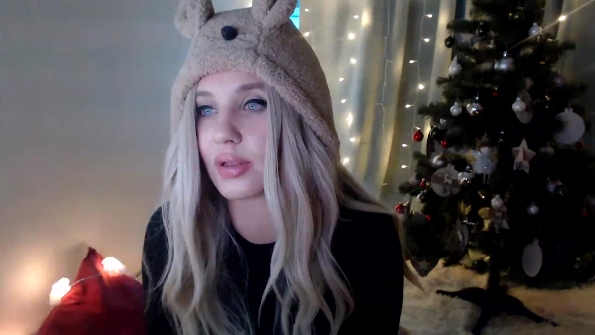 Gallery image thumbnail from AliceDarkstar's myfreecams stream on, 12/29/2022, 21:02 image 13 of 20