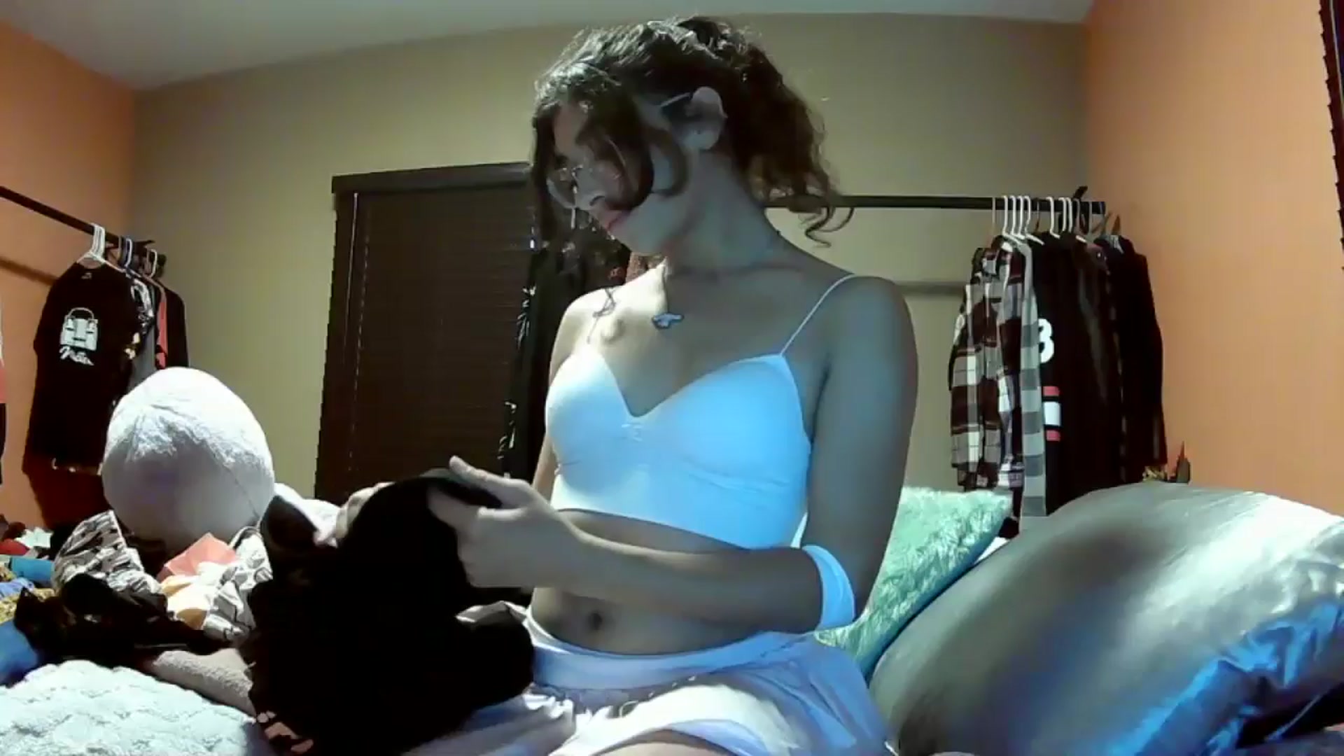 Gallery image thumbnail from AliceEllis's myfreecams stream on, 09/05/2024, 18:21 image 13 of 20