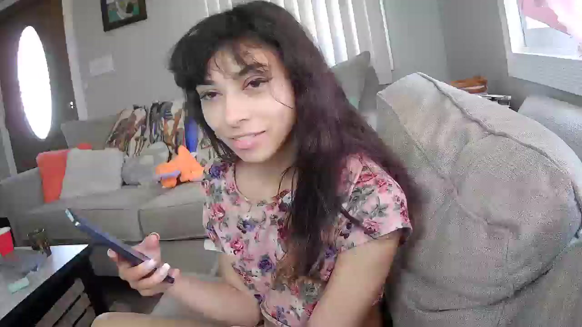 Gallery image thumbnail from AliceEllis's myfreecams stream on, 05/15/2025, 15:51 image 15 of 20