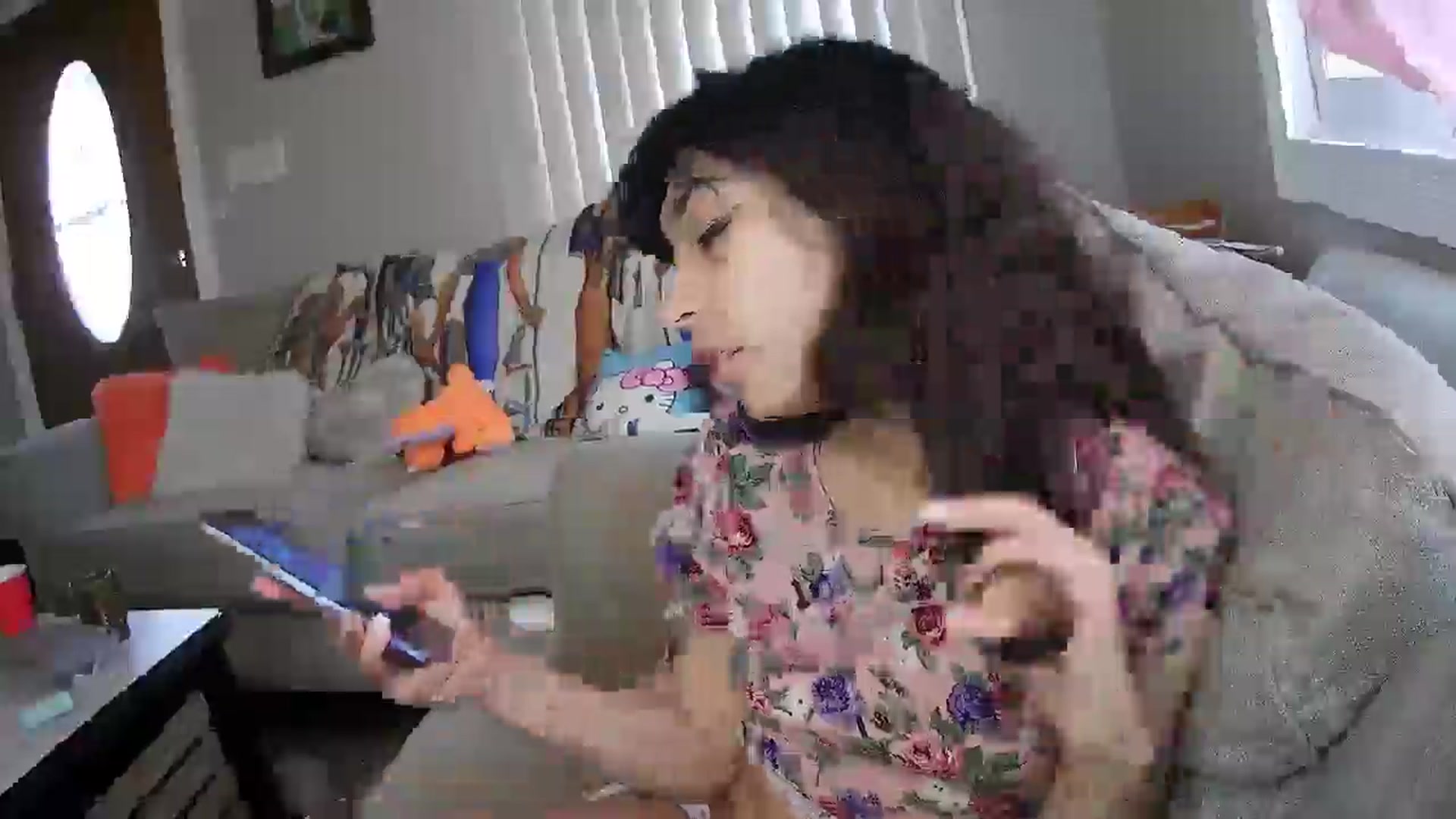 Gallery image thumbnail from AliceEllis's myfreecams stream on, 05/15/2025, 15:51 image 18 of 20