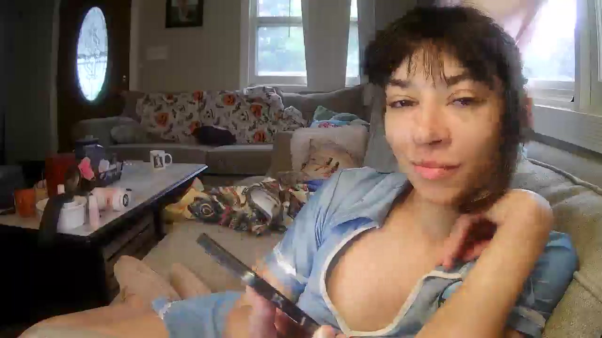 Gallery image thumbnail from AliceEllis's myfreecams stream on, 05/28/2025, 19:03 image 15 of 20