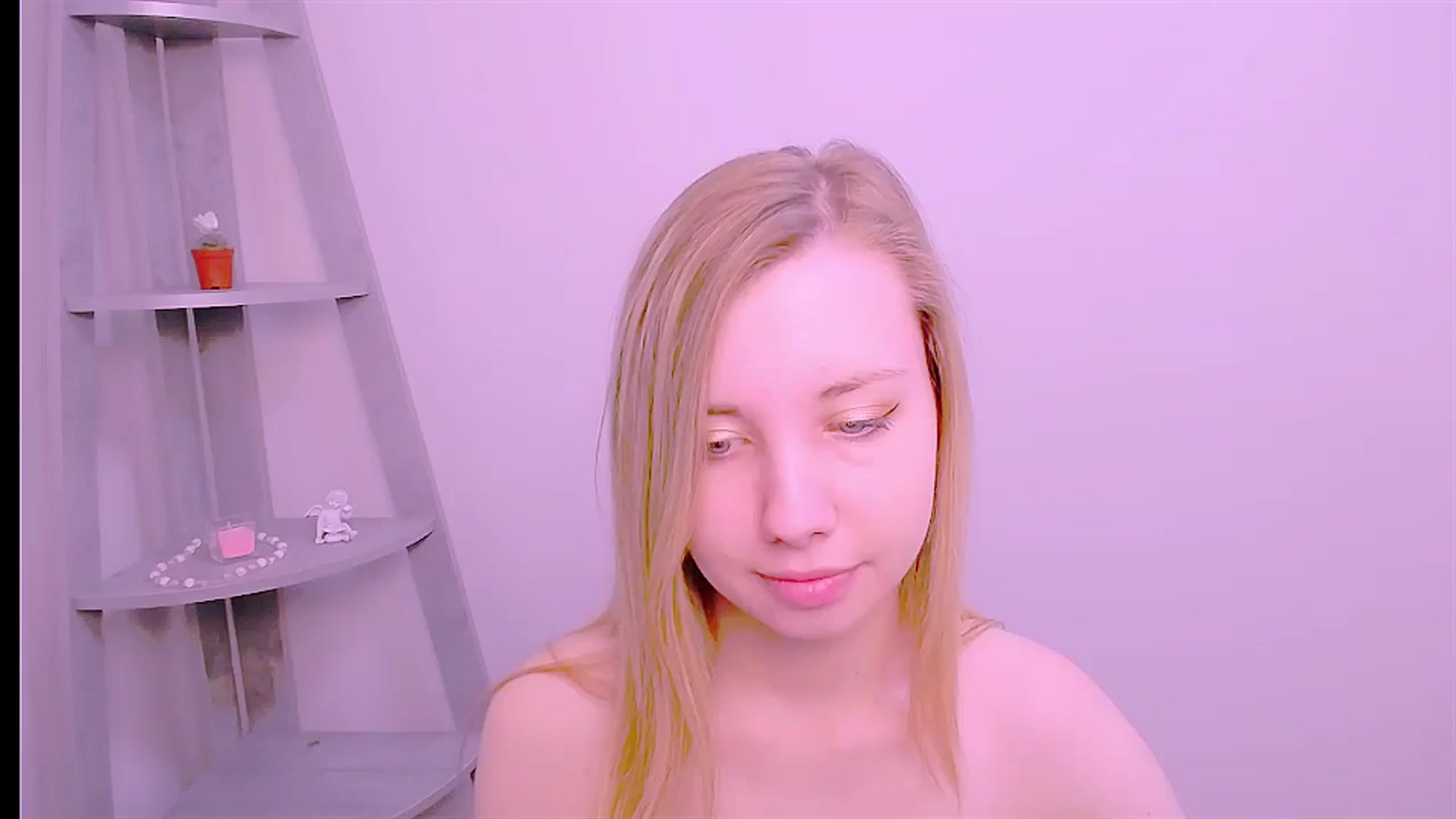 Gallery image thumbnail from AliceFire_'s myfreecams stream on, 08/28/2024, 08:12 image 7 of 20