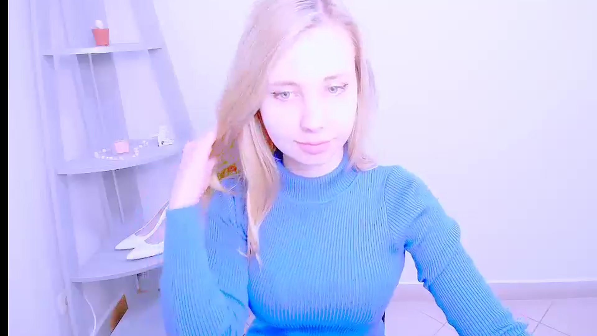 Gallery image thumbnail from AliceFire_'s myfreecams stream on, 09/27/2024, 12:39 image 19 of 20