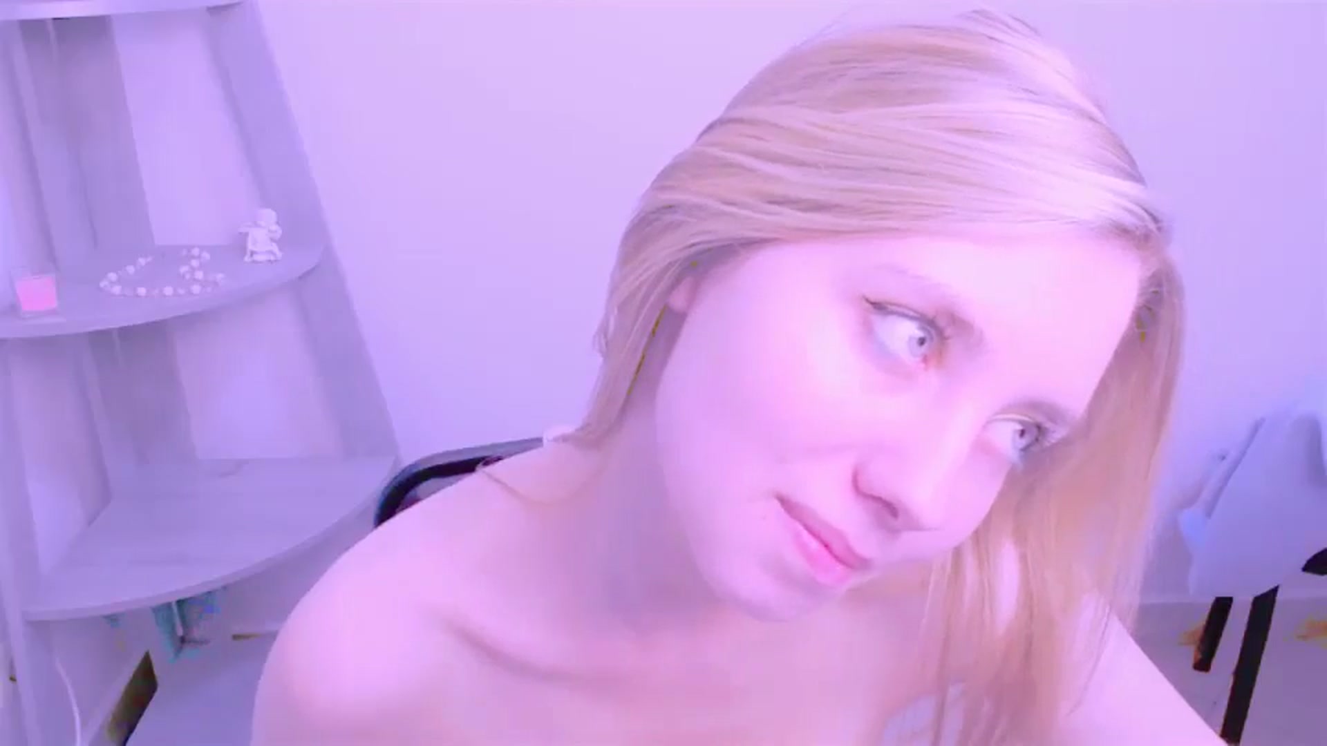 Gallery image thumbnail from AliceFire_'s myfreecams stream on, 10/09/2024, 10:45 image 2 of 20