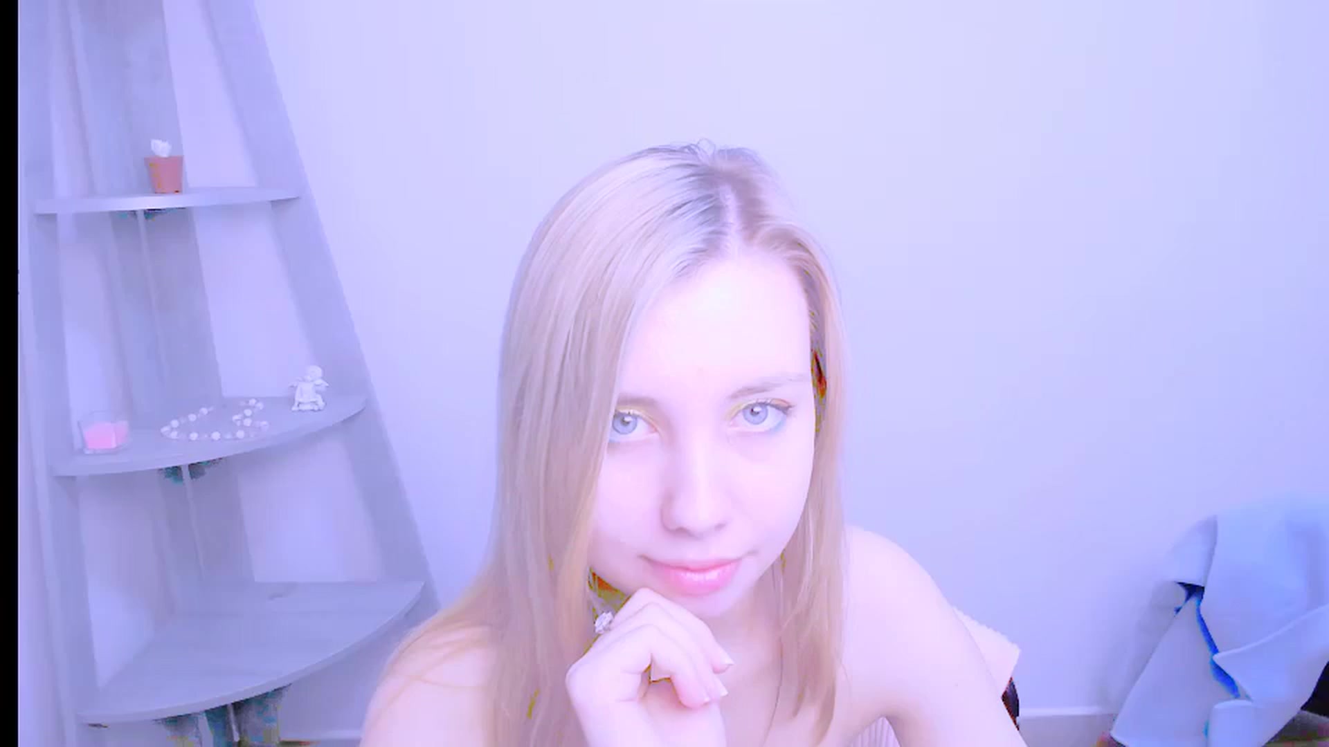 Gallery image thumbnail from AliceFire_'s myfreecams stream on, 10/10/2024, 08:54 image 4 of 20