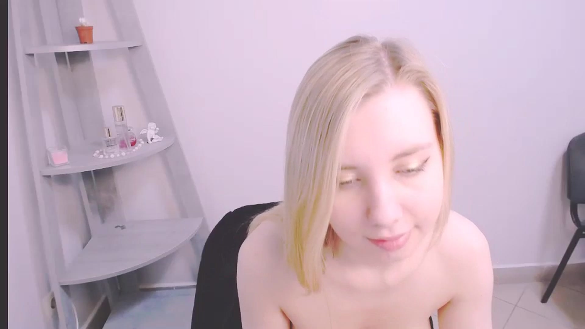 Gallery image thumbnail from AliceFire_'s myfreecams stream on, 11/12/2024, 09:51 image 20 of 20