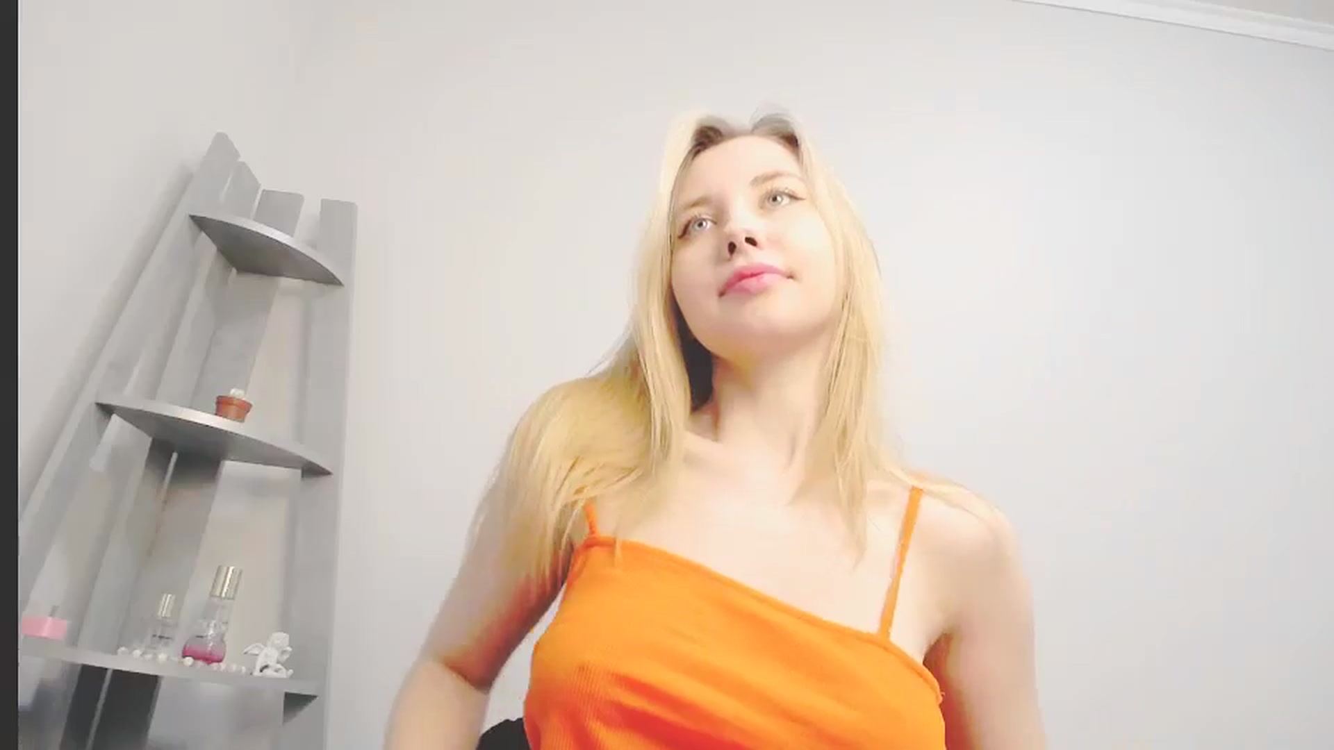 Gallery image thumbnail from AliceFire_'s myfreecams stream on, 11/15/2024, 12:13 image 2 of 20