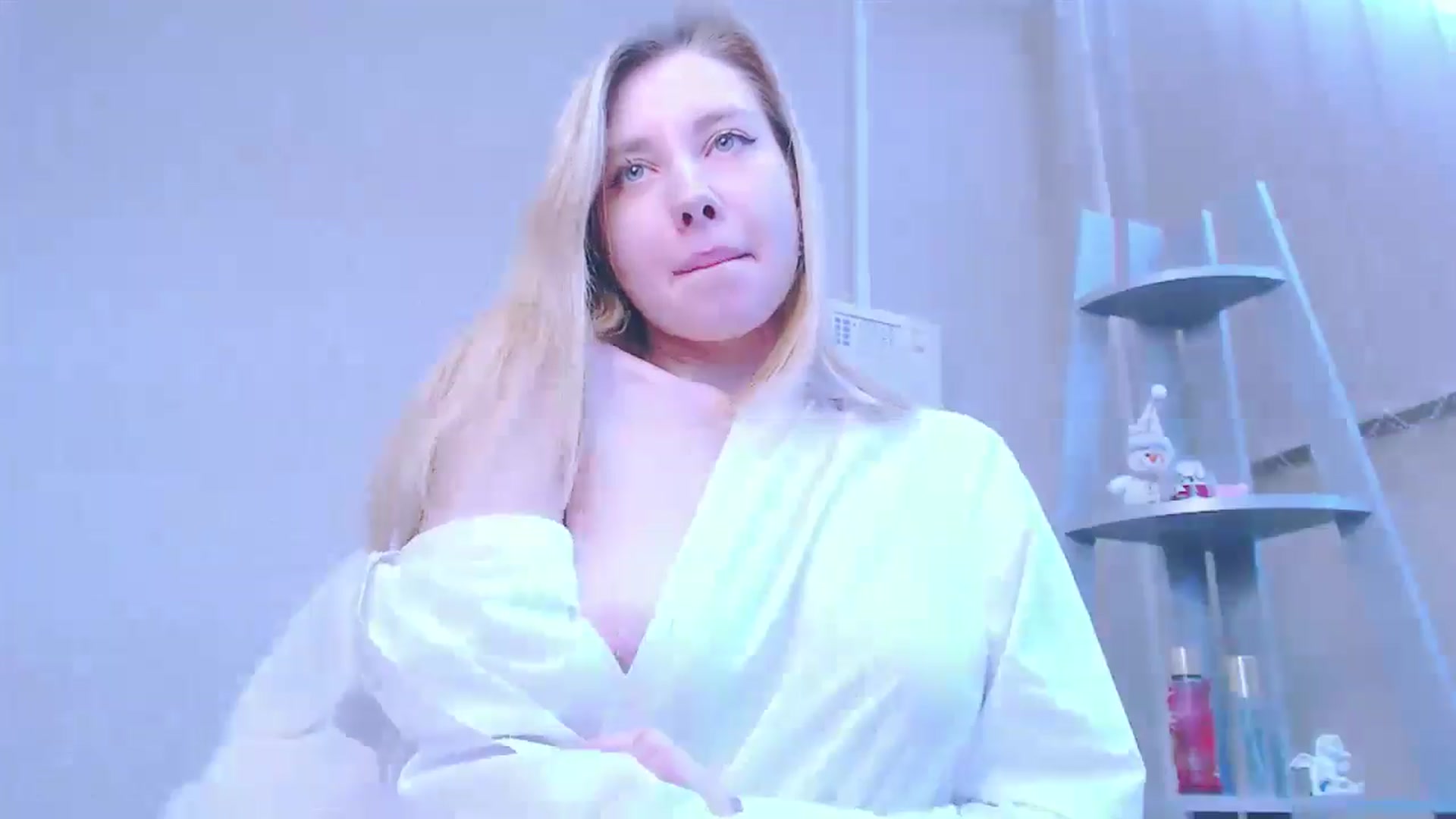 Gallery image thumbnail from AliceFire_'s myfreecams stream on, 01/11/2025, 11:20 image 10 of 20