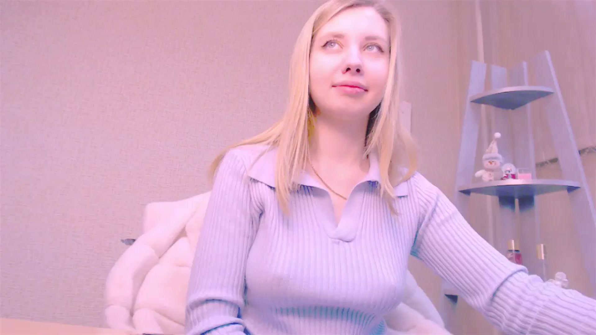 Gallery image thumbnail from AliceFire_'s myfreecams stream on, 02/05/2025, 09:42 image 1 of 20