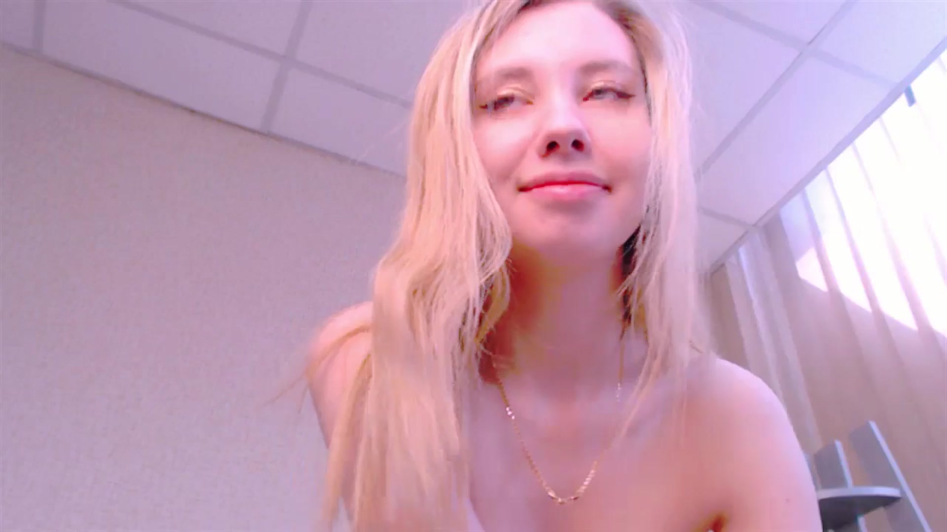 Gallery image thumbnail from AliceFire_'s myfreecams stream on, 02/26/2025, 08:32 image 3 of 20