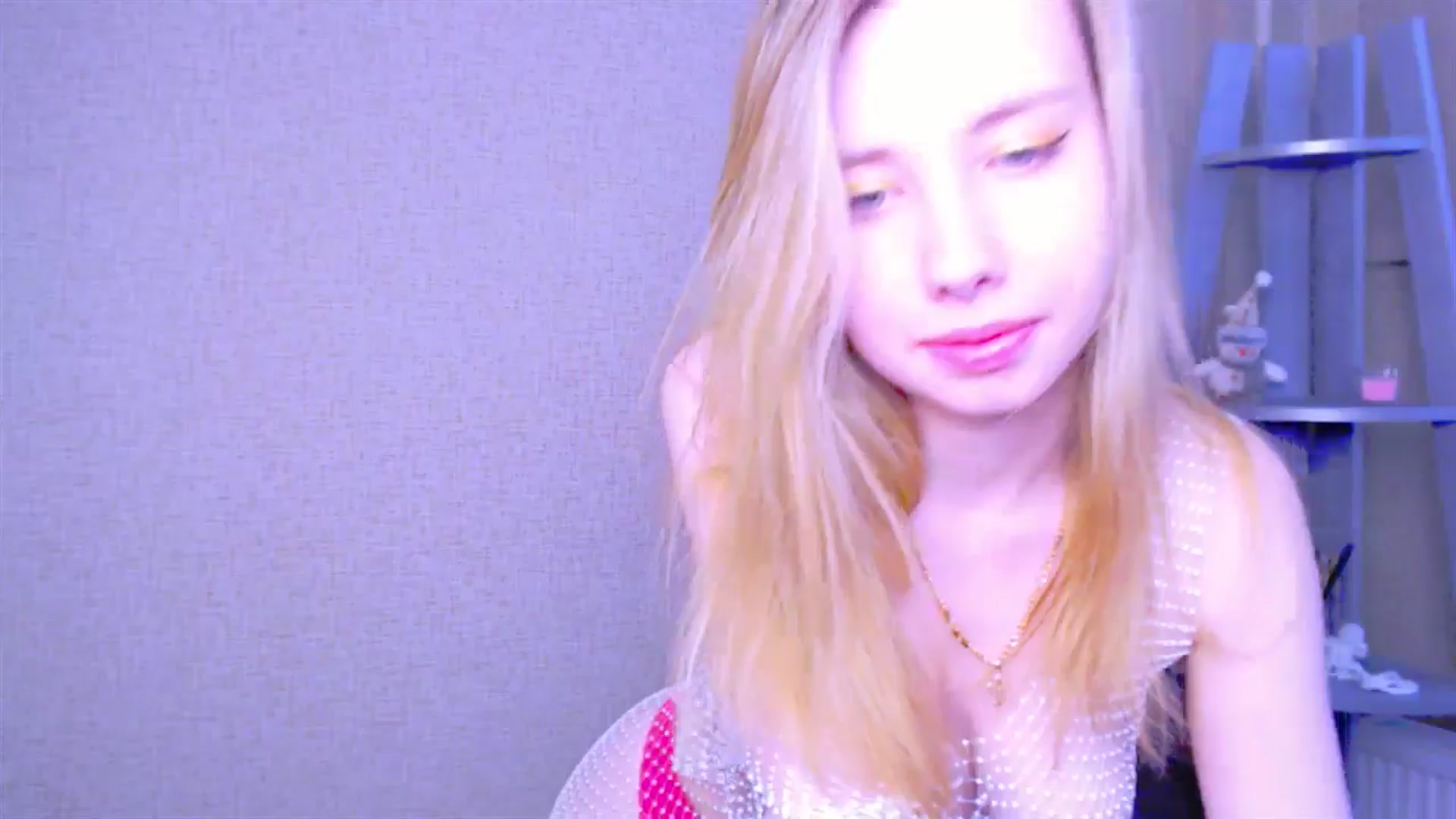 Gallery image thumbnail from AliceFire_'s myfreecams stream on, 03/24/2025, 14:31 image 6 of 20