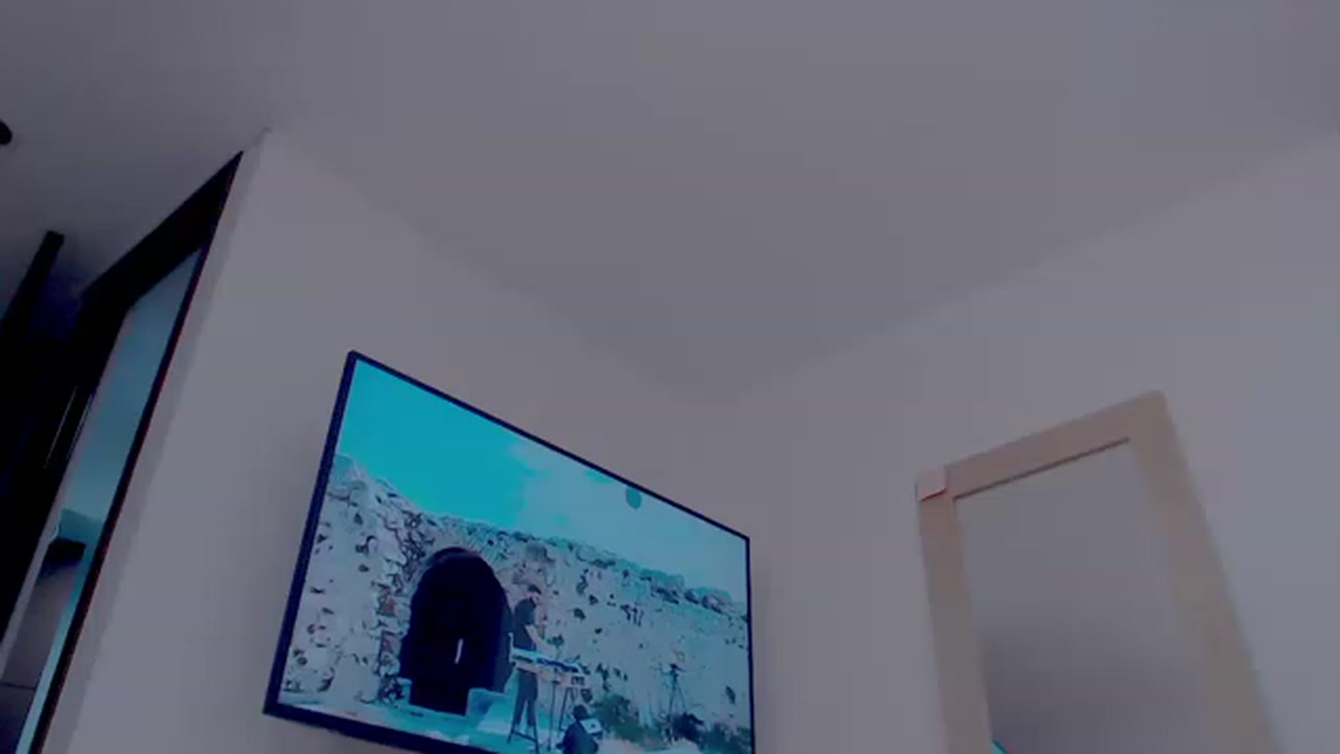 Gallery image thumbnail from AliceFox_'s myfreecams stream on, 12/04/2022, 21:08 image 12 of 20