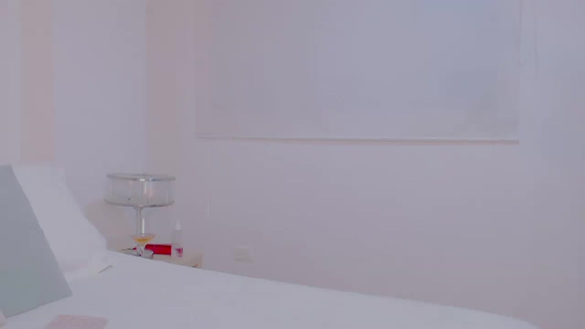 Gallery image thumbnail from AliceFox_'s myfreecams stream on, 02/13/2023, 01:01 image 18 of 20