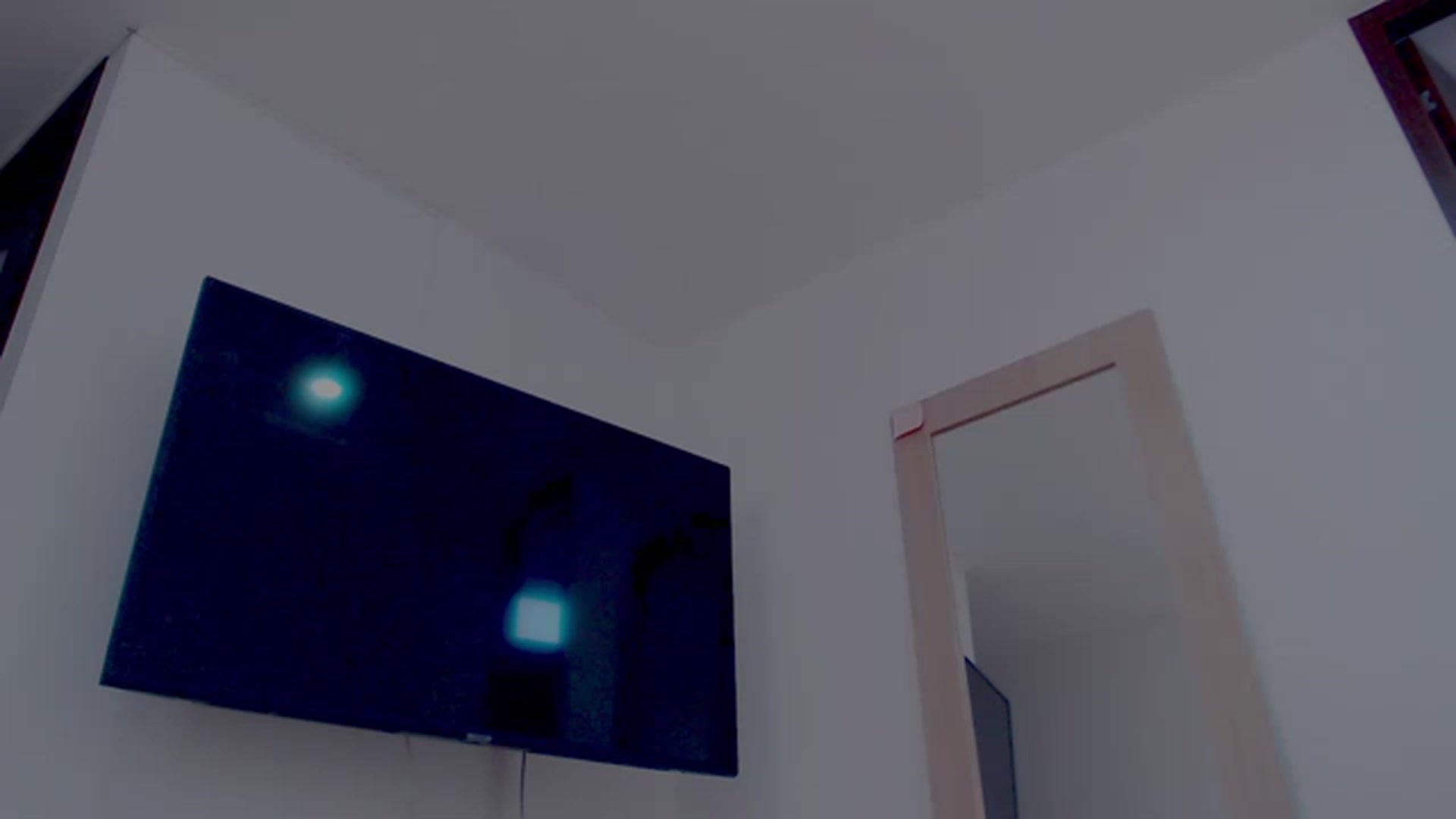 Gallery image thumbnail from AliceFox_'s myfreecams stream on, 02/28/2023, 17:34 image 9 of 20