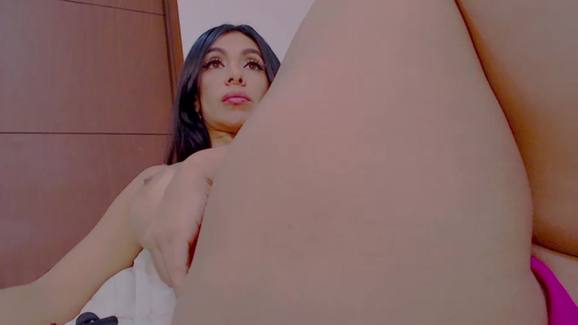 Gallery image thumbnail from AliceFox_'s myfreecams stream on, 06/18/2023, 24:52 image 16 of 20