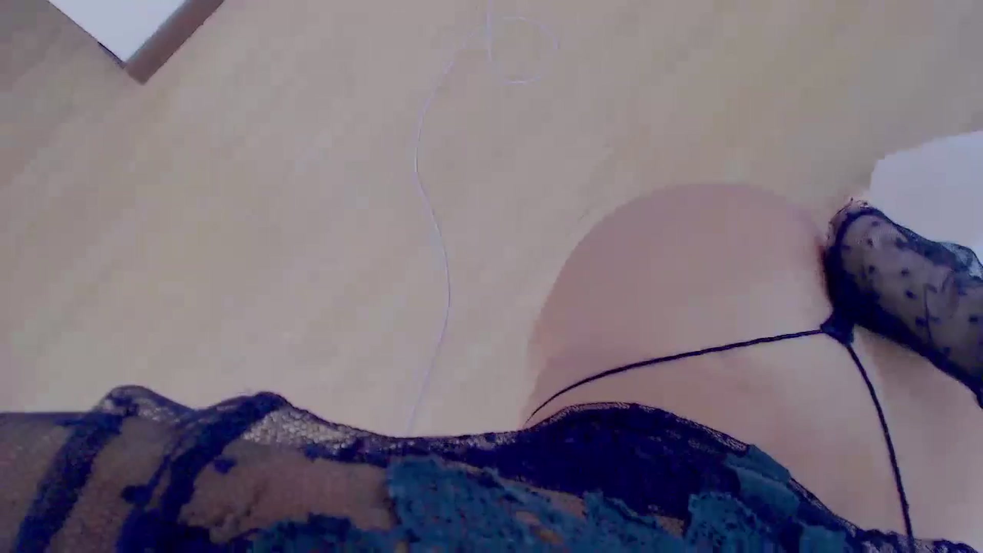 Gallery image thumbnail from AliceFox_'s myfreecams stream on, 06/30/2023, 17:10 image 8 of 20