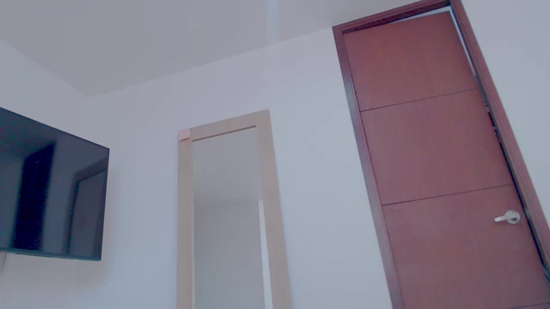 Gallery image thumbnail from AliceFox_'s myfreecams stream on, 07/01/2023, 18:32 image 14 of 20
