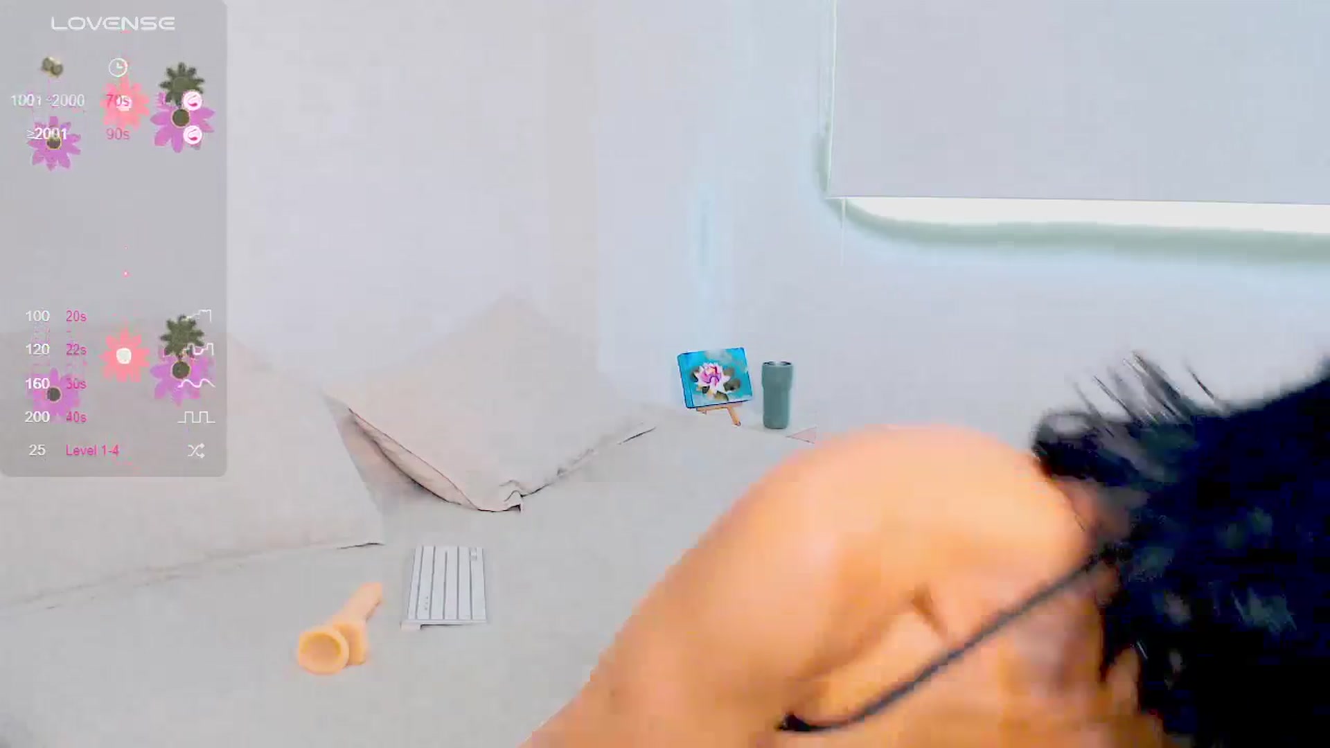 Gallery image thumbnail from AliceFox_'s myfreecams stream on, 03/16/2024, 18:04 image 5 of 20