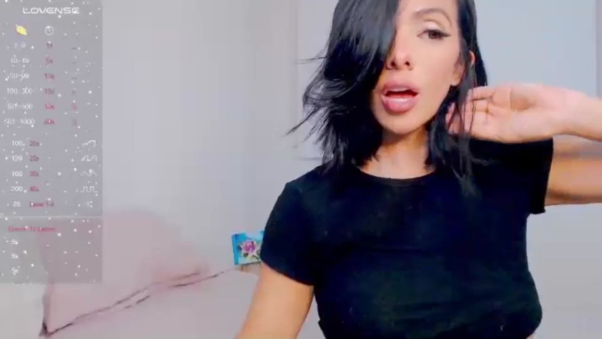 Gallery image thumbnail from AliceFox_'s myfreecams stream on, 05/27/2024, 02:42 image 14 of 20