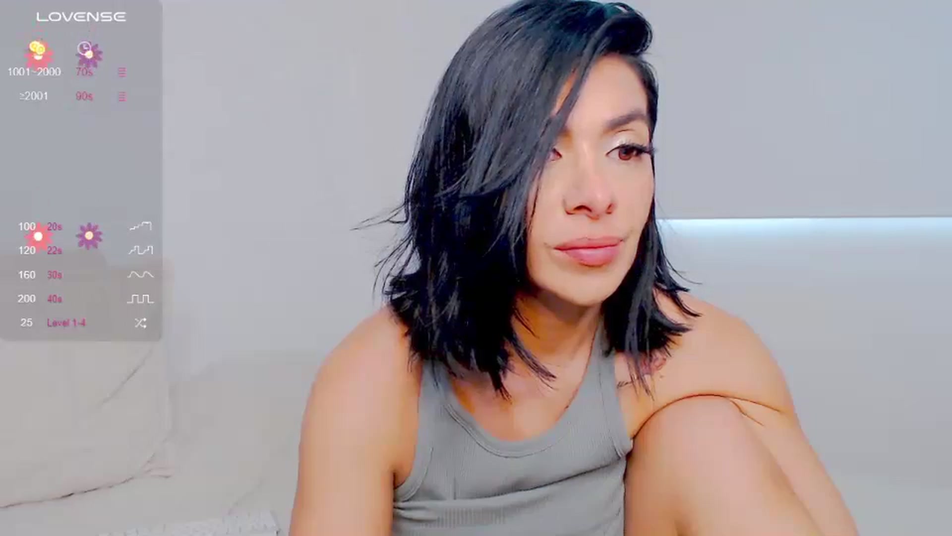 Gallery image thumbnail from AliceFox_'s myfreecams stream on, 06/02/2024, 21:00 image 2 of 20