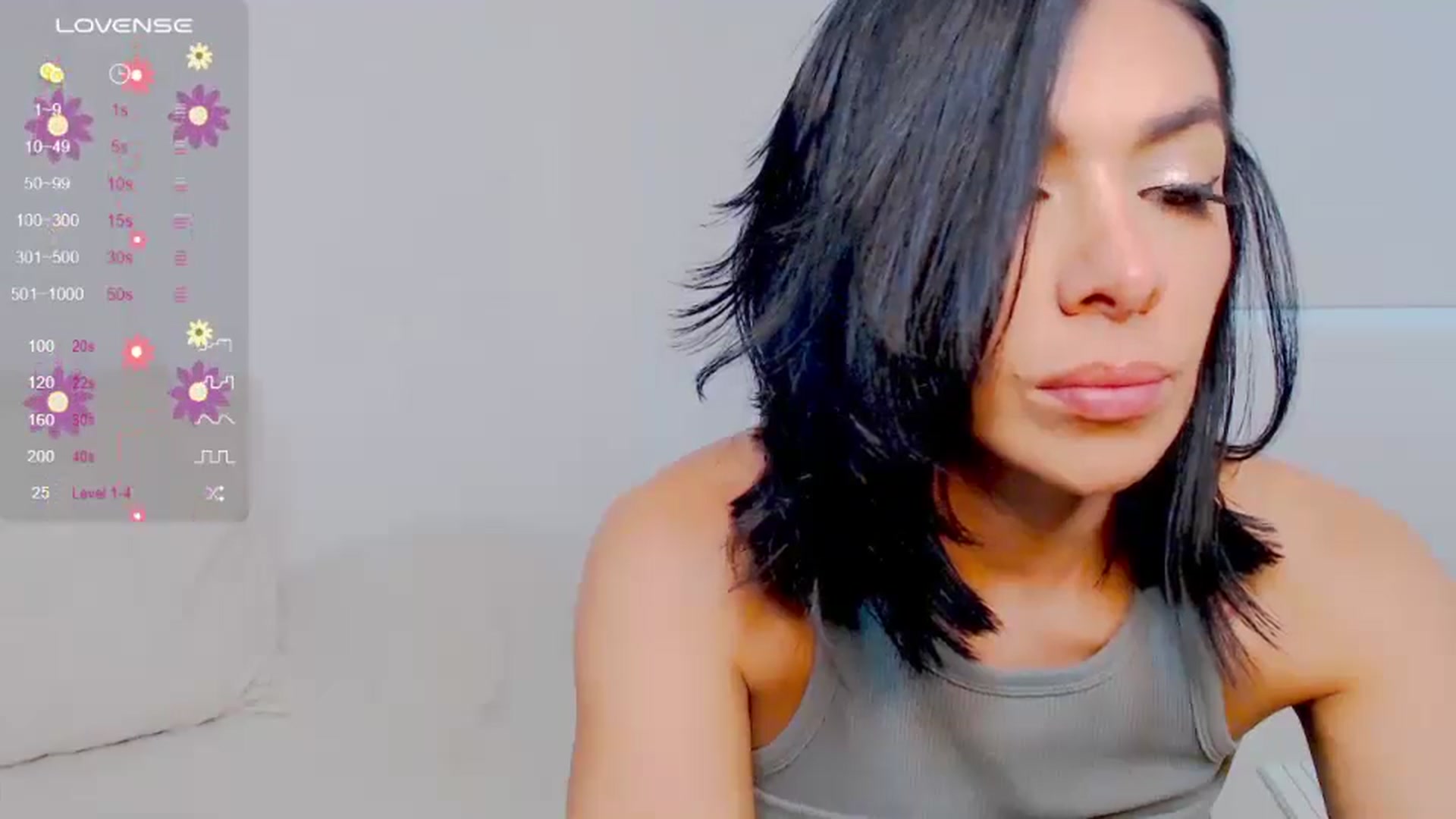 Gallery image thumbnail from AliceFox_'s myfreecams stream on, 06/02/2024, 21:00 image 12 of 20