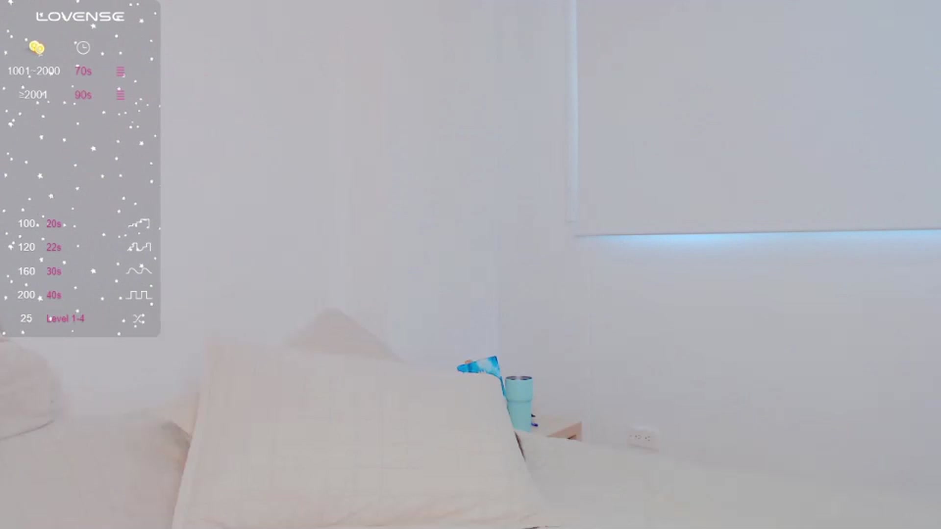Gallery image thumbnail from AliceFox_'s myfreecams stream on, 07/20/2024, 19:11 image 6 of 20