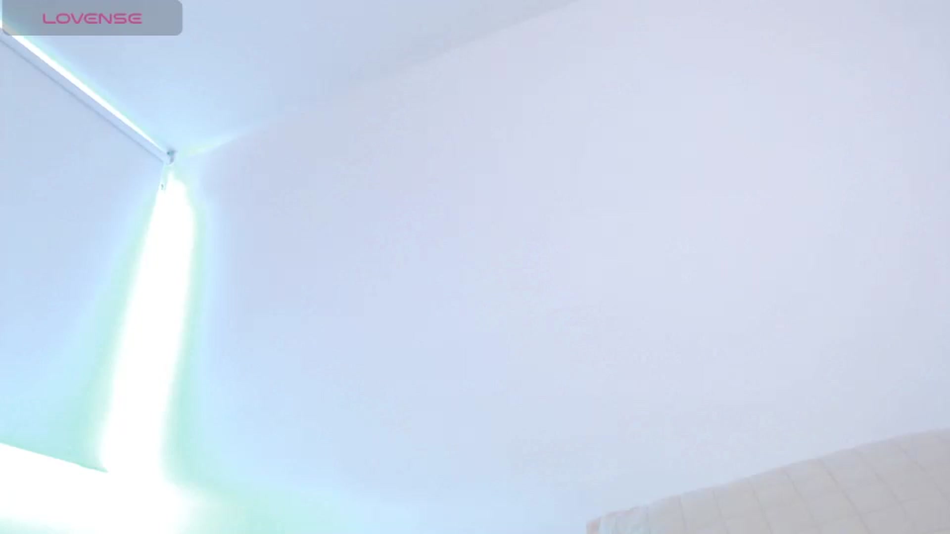 Gallery image thumbnail from AliceFox_'s myfreecams stream on, 10/17/2024, 18:51 image 2 of 20