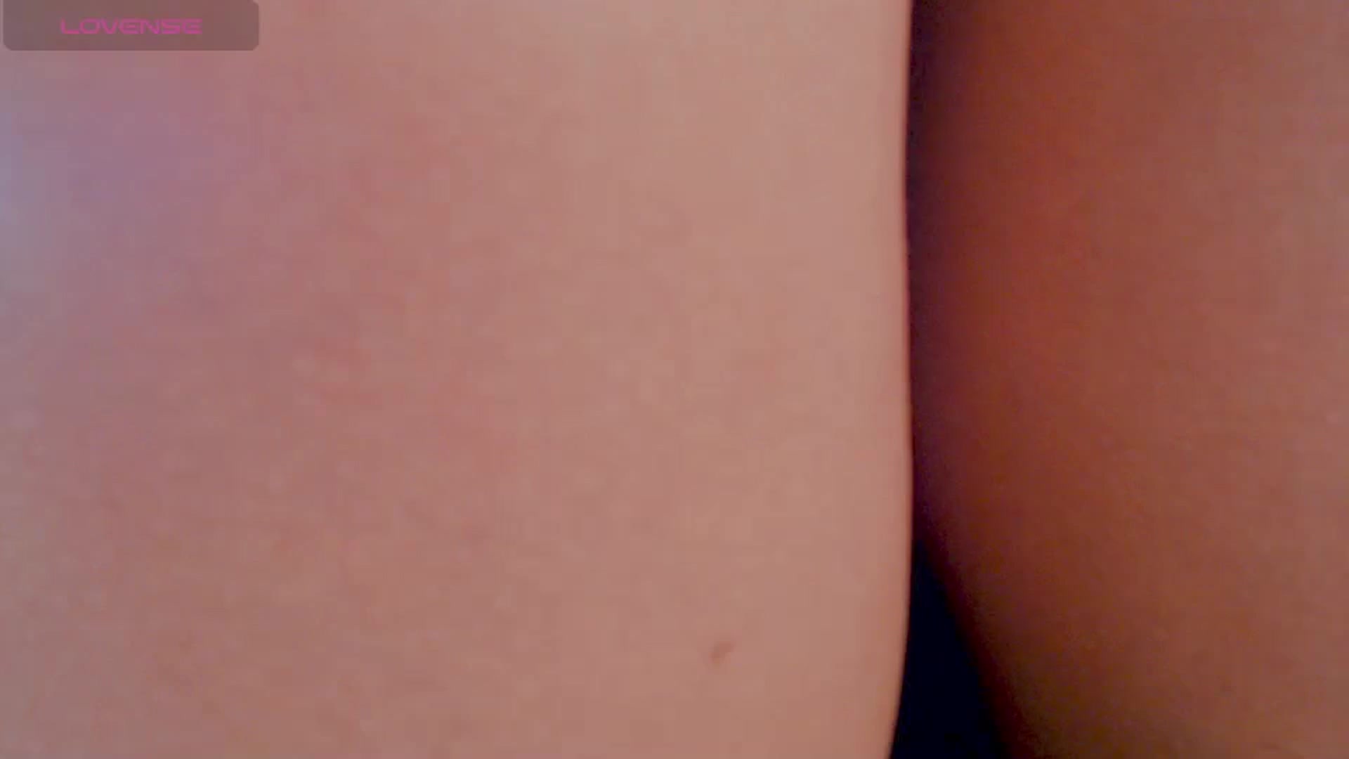 Gallery image thumbnail from AliceFox_'s myfreecams stream on, 10/17/2024, 18:51 image 18 of 20