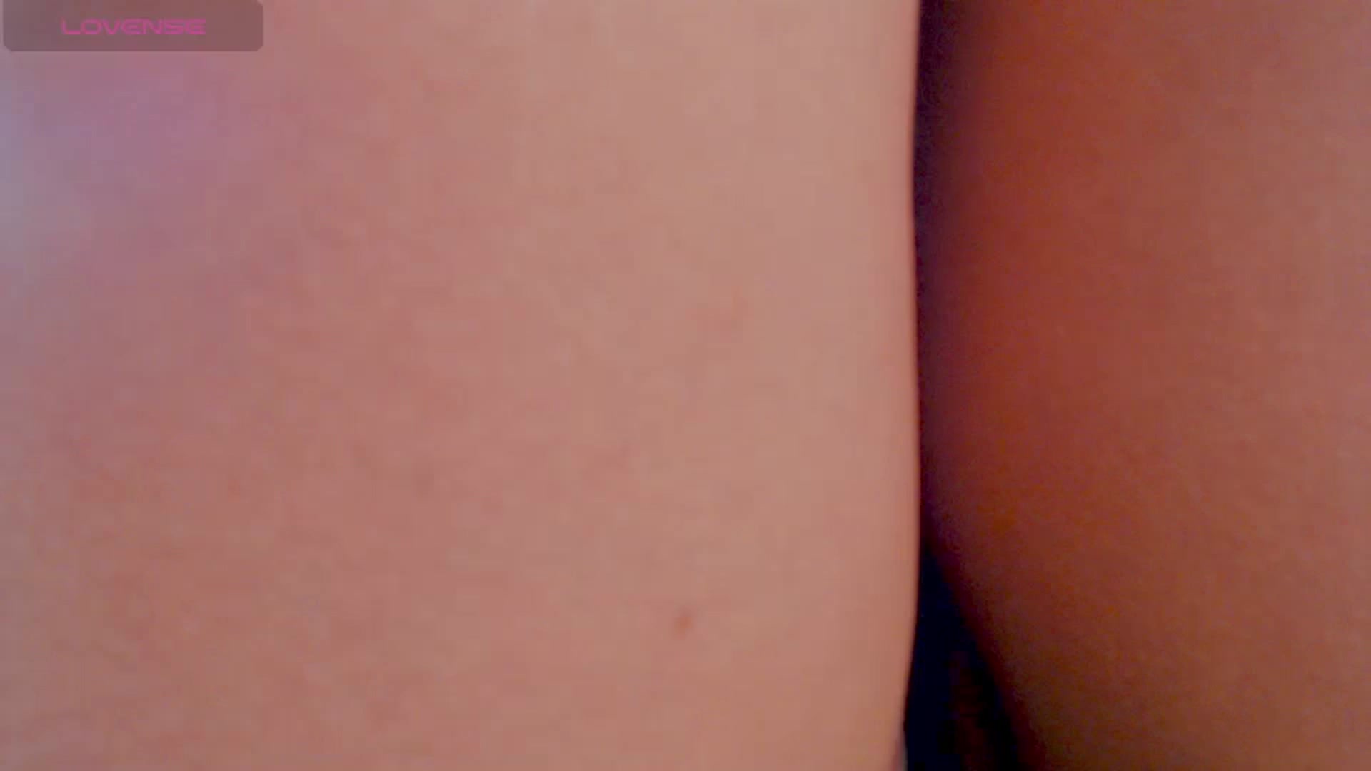 Gallery image thumbnail from AliceFox_'s myfreecams stream on, 10/17/2024, 18:51 image 20 of 20