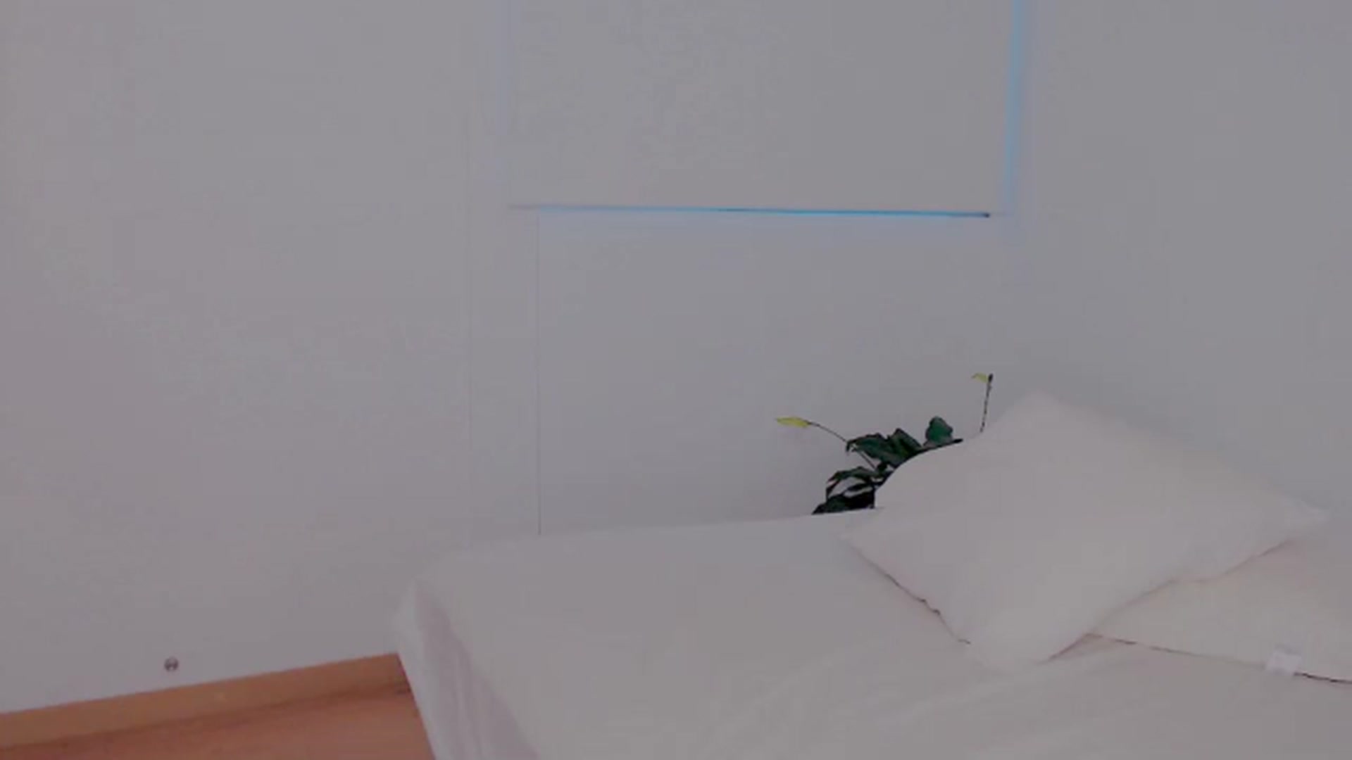 Gallery image thumbnail from AliceFox_'s myfreecams stream on, 02/22/2025, 23:29 image 17 of 20