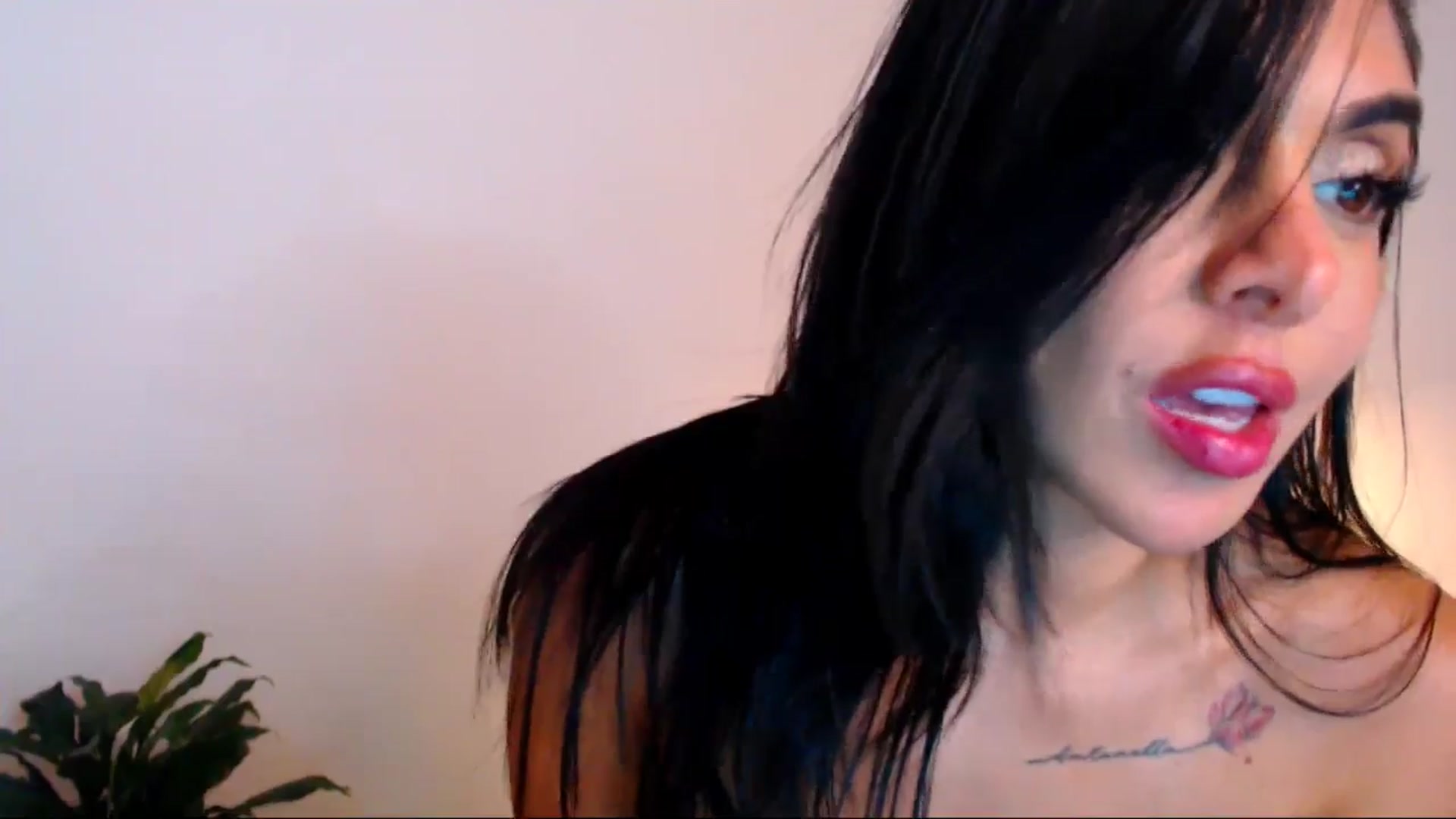 Gallery image thumbnail from AliceFox_'s myfreecams stream on, 01/31/2026, 01:42 image 20 of 20