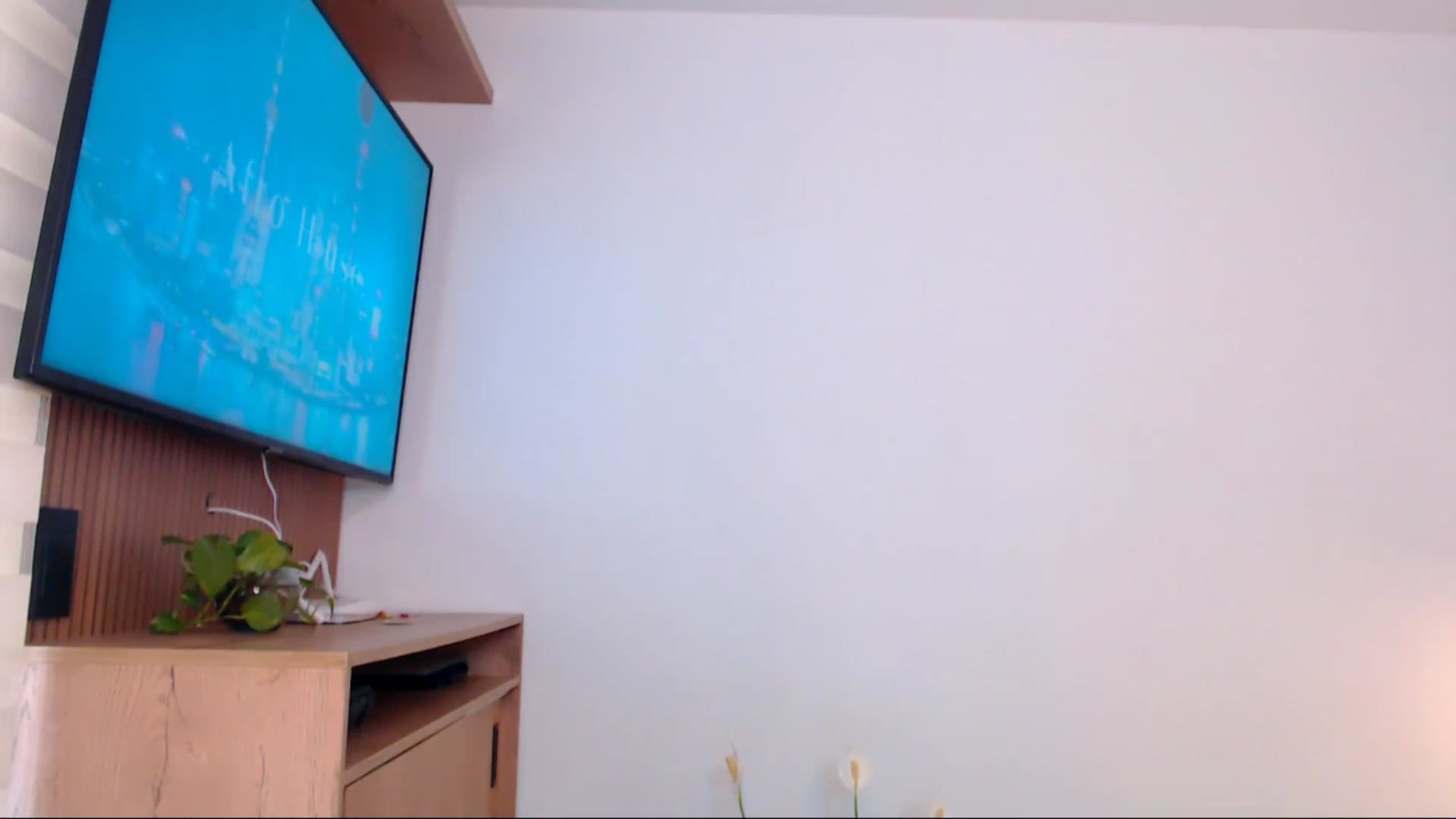 Gallery image thumbnail from AliceFox_'s myfreecams stream on, 02/12/2026, 20:10 image 6 of 20
