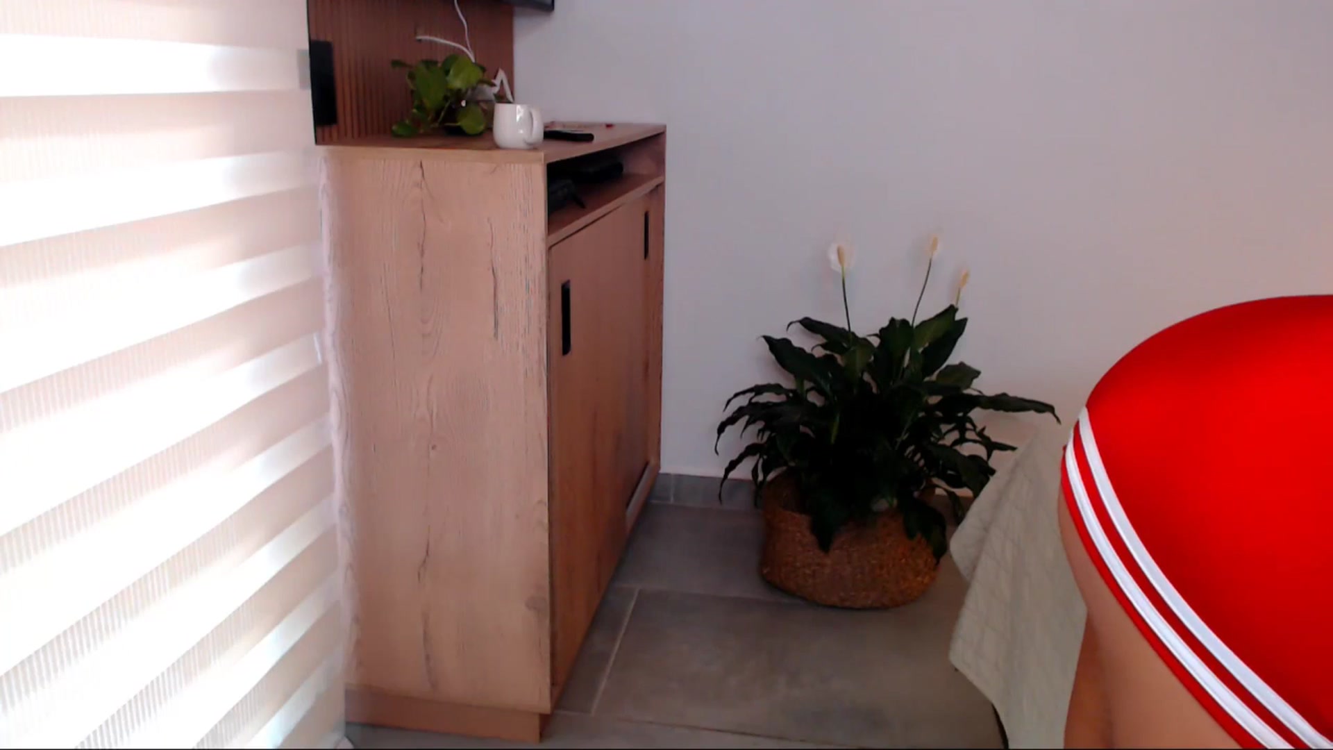 Gallery image thumbnail from AliceFox_'s myfreecams stream on, 02/13/2026, 21:16 image 3 of 20