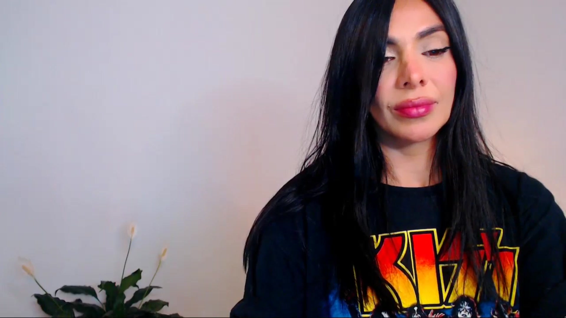 Gallery image thumbnail from AliceFox_'s myfreecams stream on, 02/18/2026, 19:51 image 6 of 20