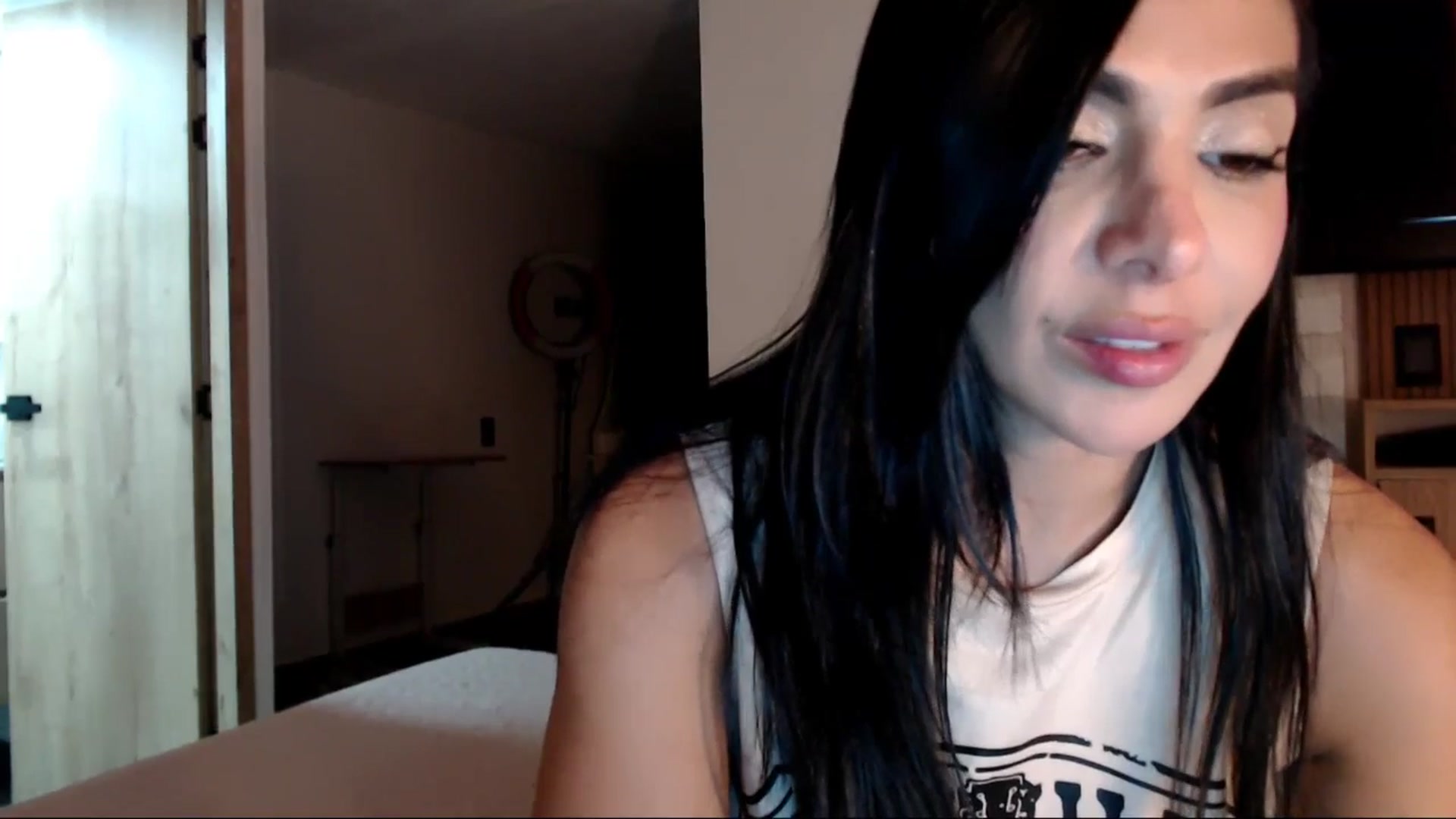 Gallery image thumbnail from AliceFox_'s myfreecams stream on, 02/22/2026, 02:24 image 20 of 20