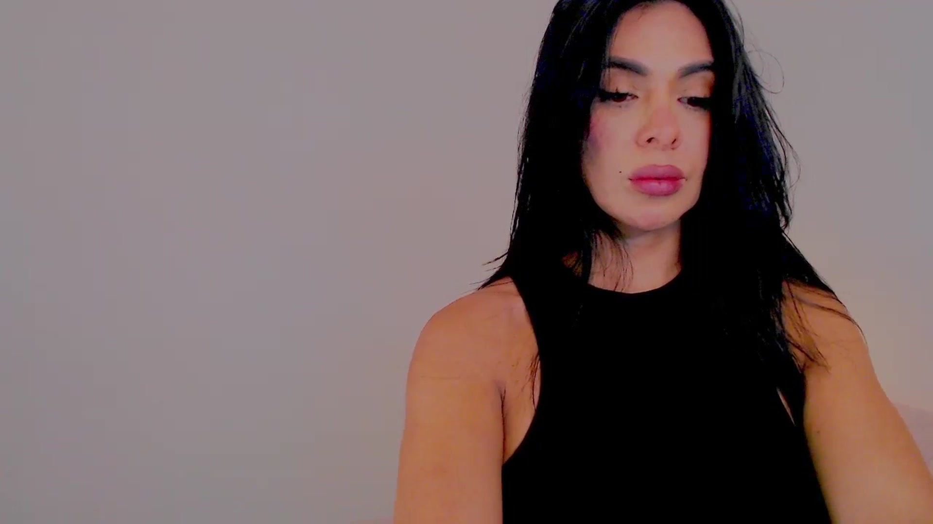 Gallery image thumbnail from AliceFox_'s myfreecams stream on, 03/24/2026, 16:11 image 5 of 20