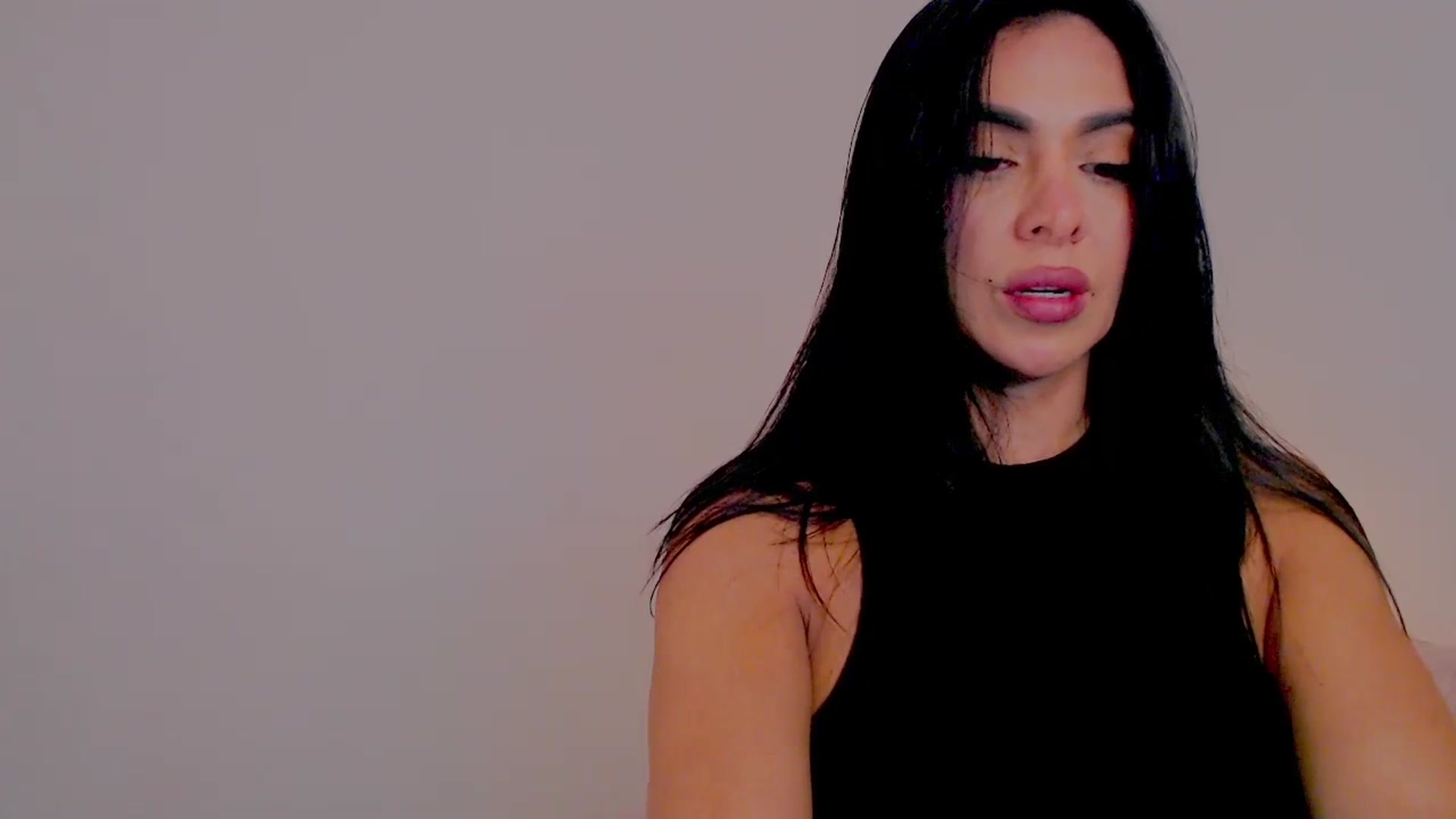Gallery image thumbnail from AliceFox_'s myfreecams stream on, 03/24/2026, 16:11 image 4 of 20