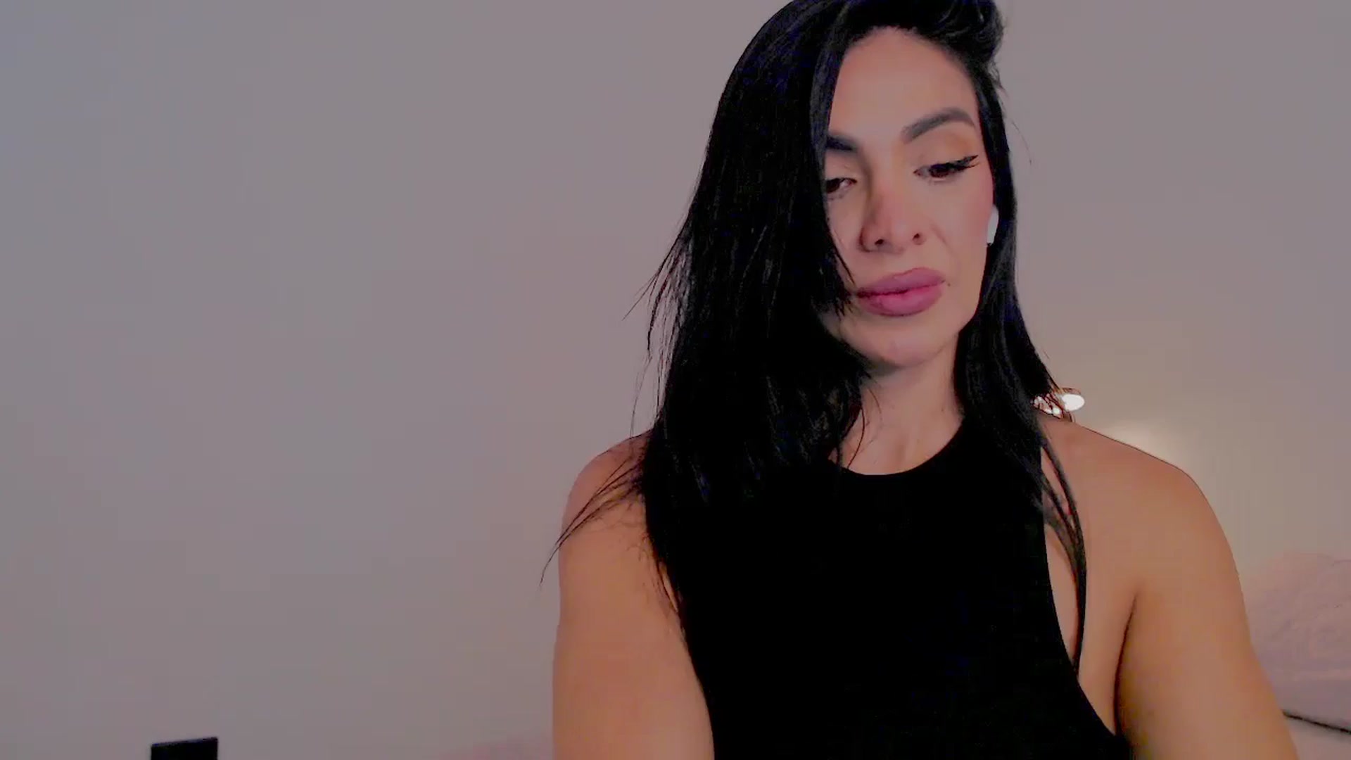 Gallery image thumbnail from AliceFox_'s myfreecams stream on, 03/24/2026, 17:03 image 1 of 20