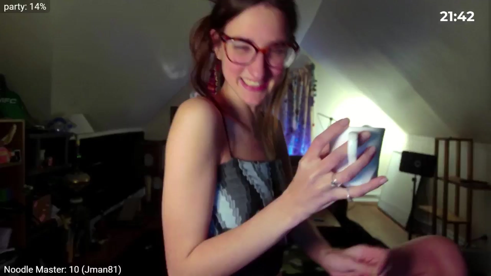 Gallery image thumbnail from AliceFunker's myfreecams stream on, 12/01/2025, 05:15 image 6 of 20
