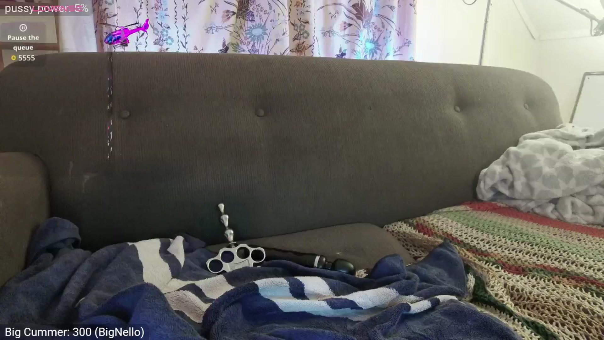 Gallery image thumbnail from AliceFunker's myfreecams stream on, 12/11/2025, 07:07 image 8 of 20