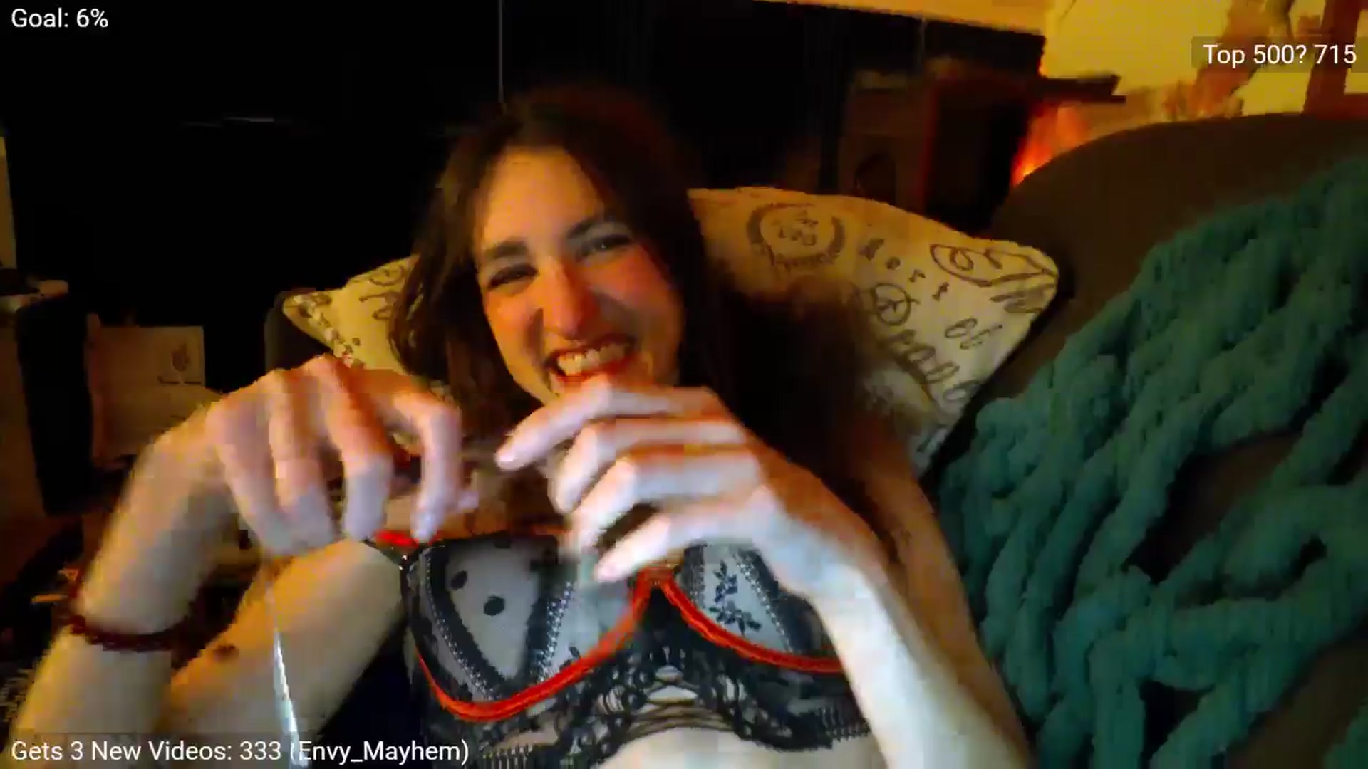 Gallery image thumbnail from AliceFunker's myfreecams stream on, 12/20/2025, 08:18 image 18 of 20