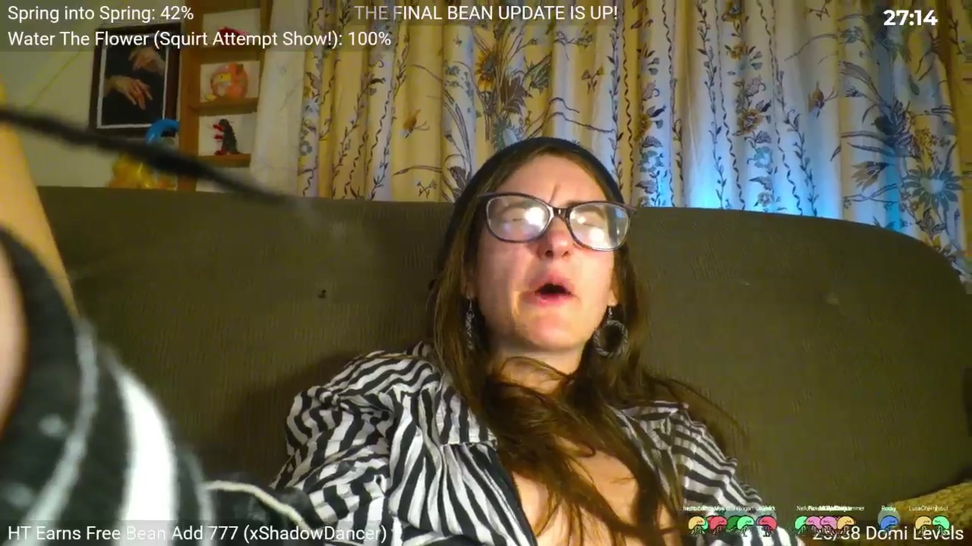 Gallery image thumbnail from AliceFunker's myfreecams stream on, 04/26/2026, 04:42 image 15 of 20