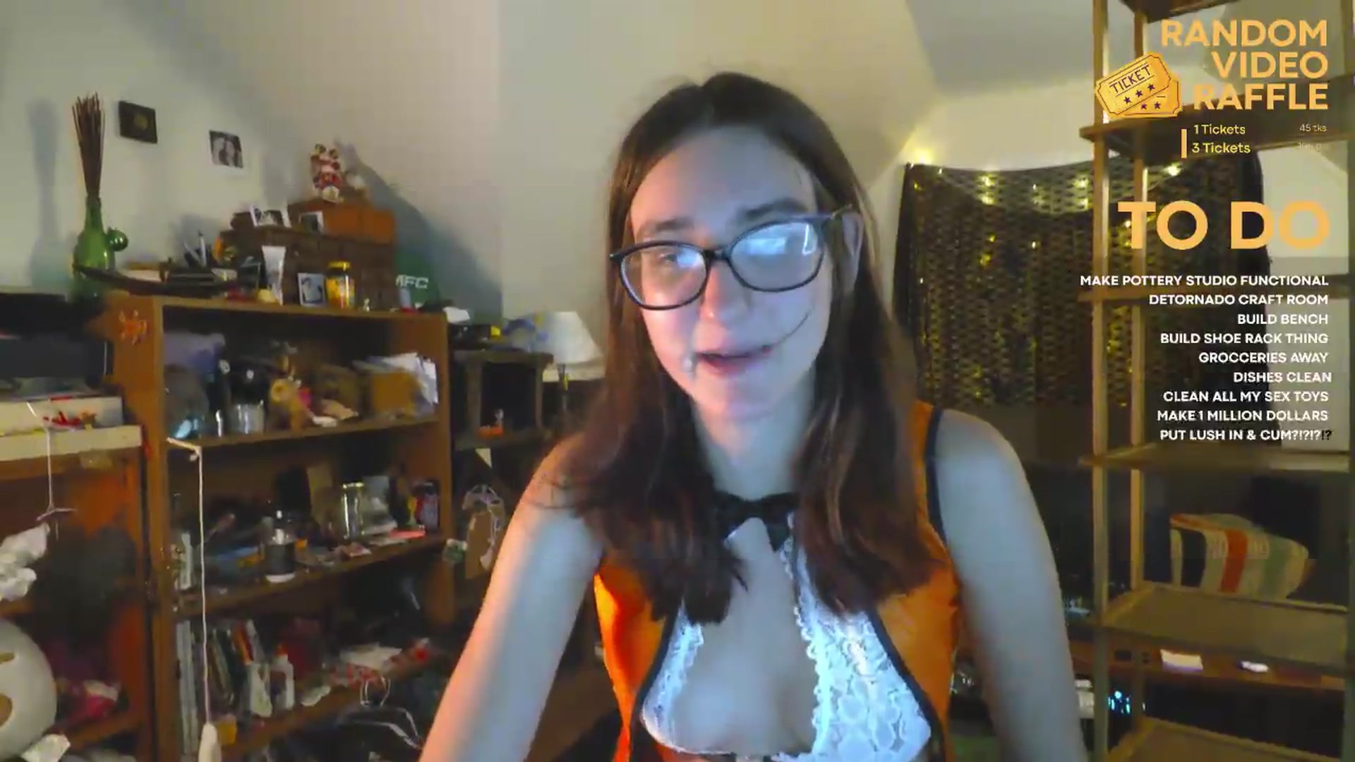 Gallery image thumbnail from AliceFunker's myfreecams stream on, 06/22/2026, 03:21 image 13 of 20