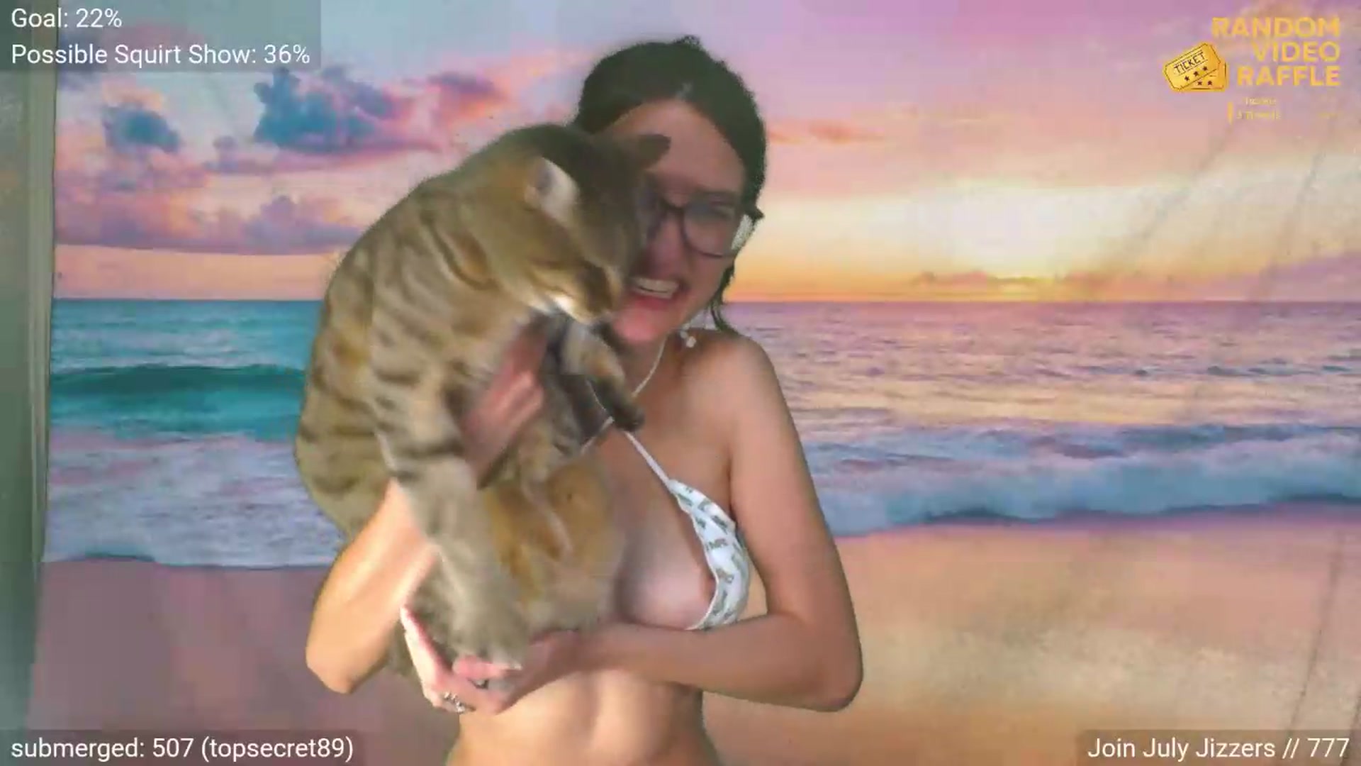 Gallery image thumbnail from AliceFunker's myfreecams stream on, 07/12/2026, 07:15 image 14 of 20