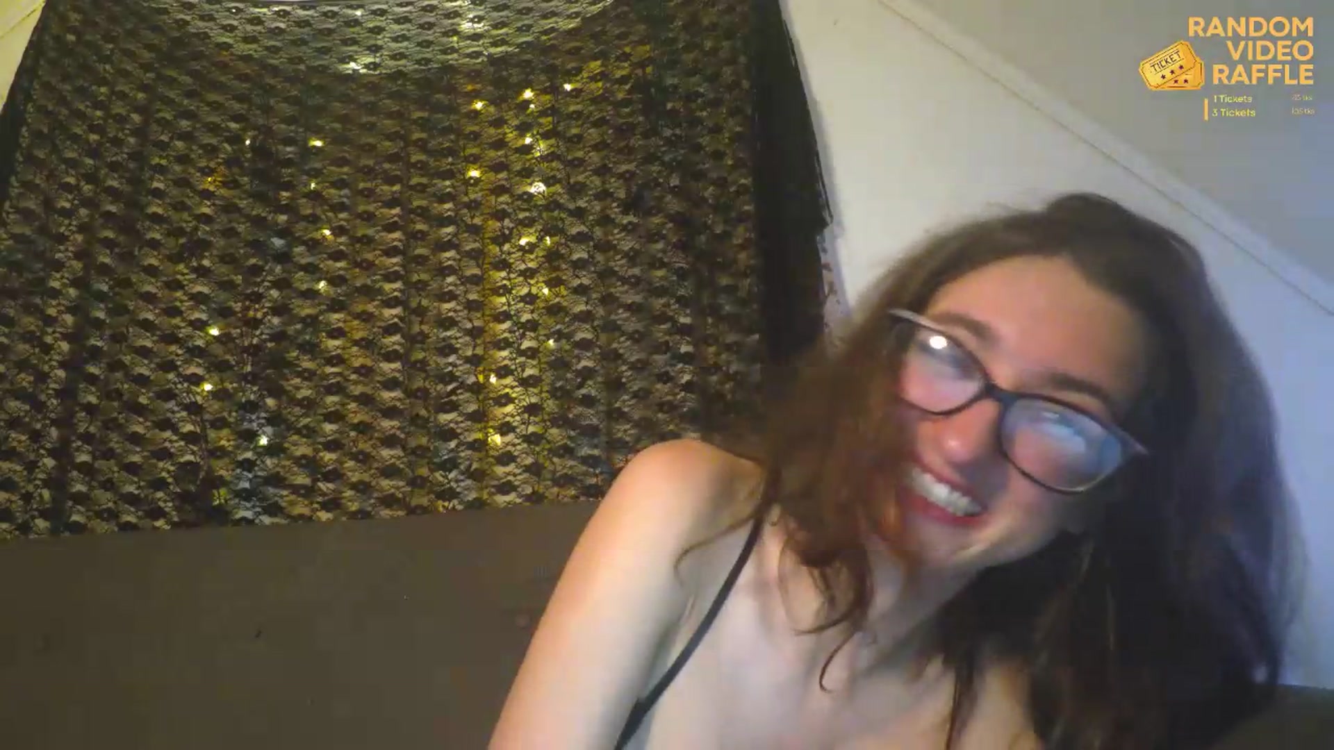 Gallery image thumbnail from AliceFunker's myfreecams stream on, 07/14/2026, 06:40 image 3 of 20
