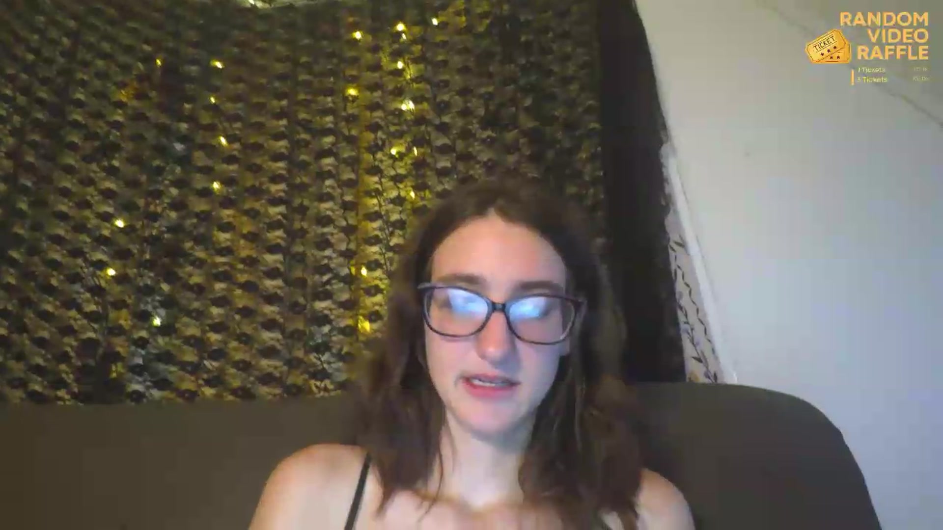 Gallery image thumbnail from AliceFunker's myfreecams stream on, 07/14/2026, 06:40 image 10 of 20