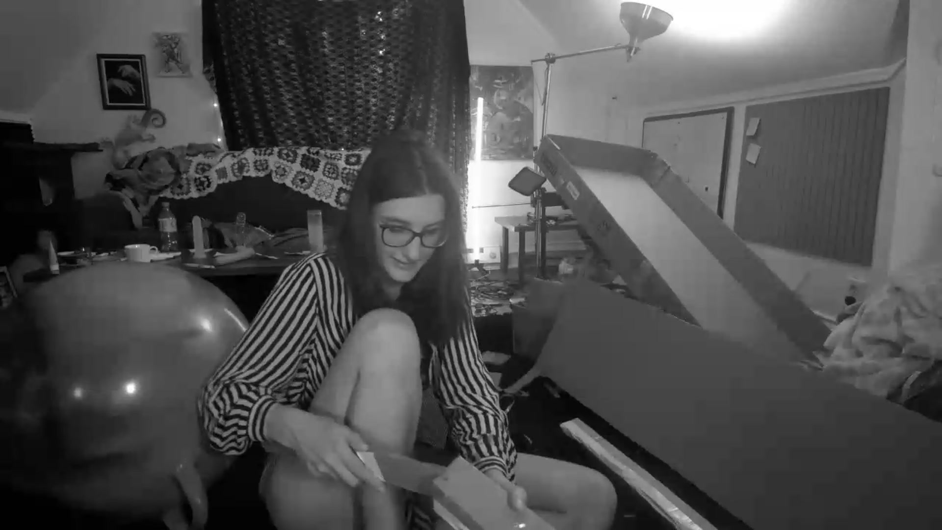 Gallery image thumbnail from AliceFunker's myfreecams stream on, 08/13/2026, 04:36 image 7 of 20