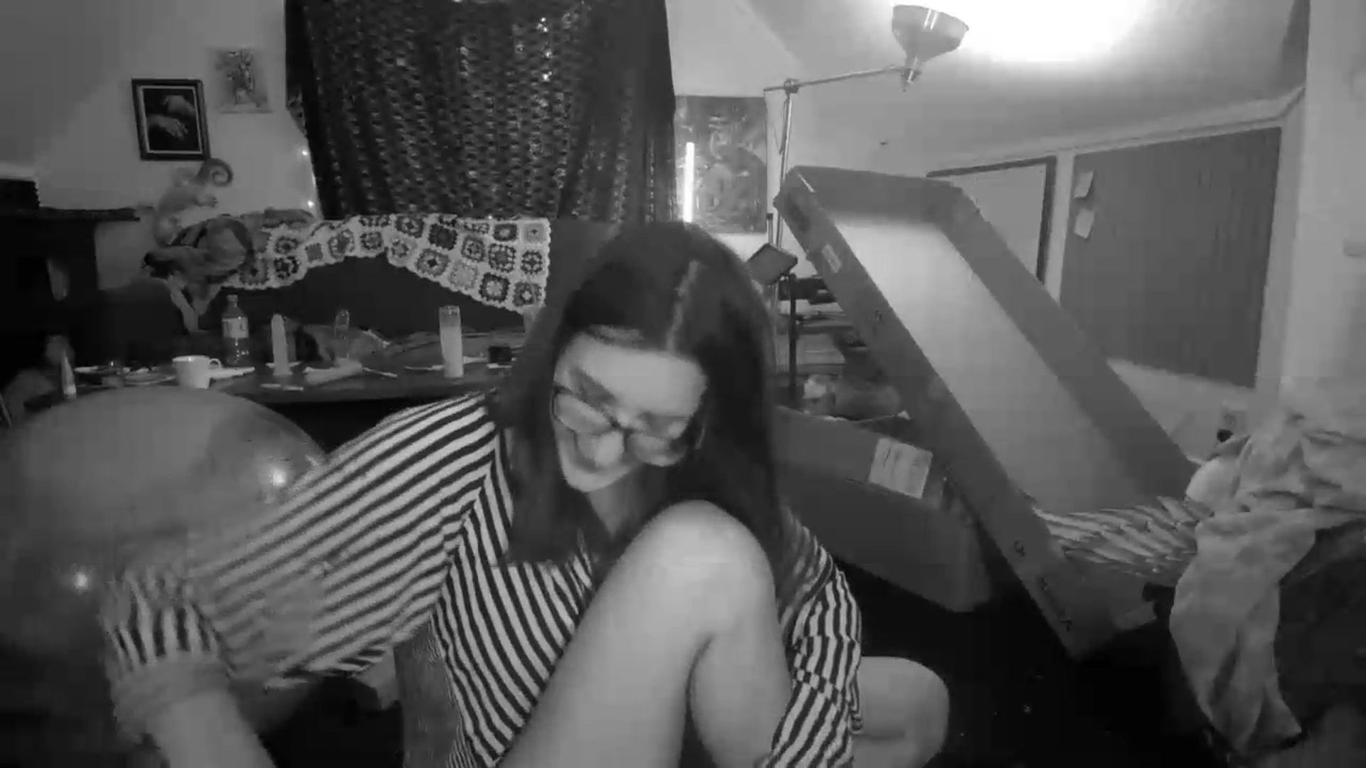 Gallery image thumbnail from AliceFunker's myfreecams stream on, 08/13/2026, 04:36 image 2 of 20